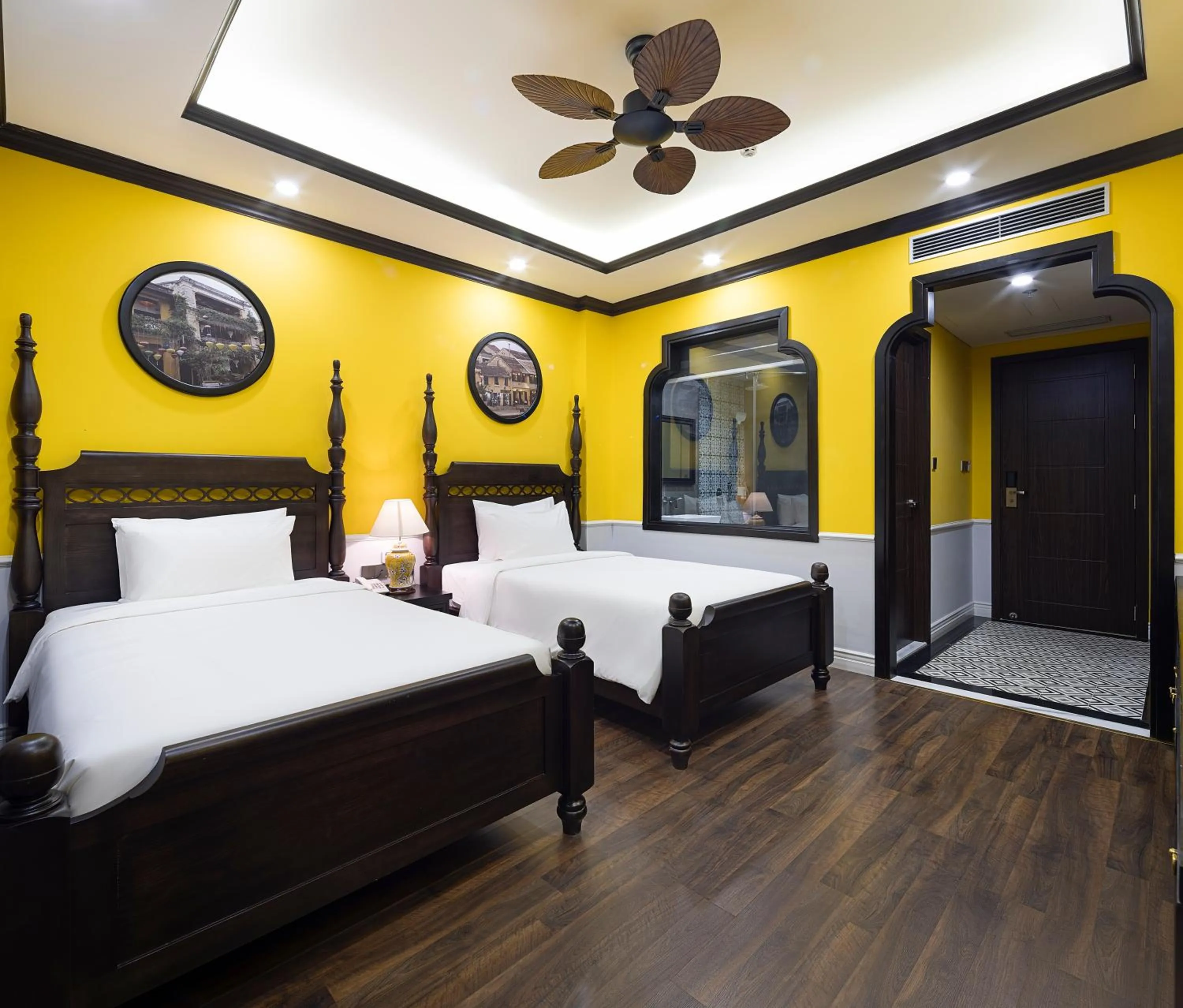 Photo of the whole room, Bed in Charming beauty hotel