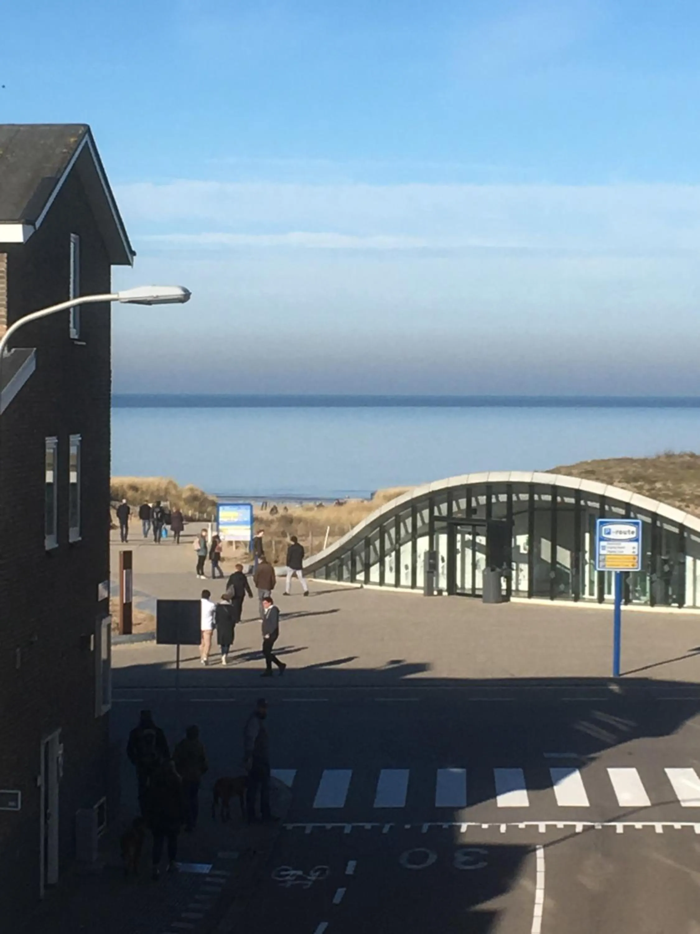 Sea view in Bed and Breakfast Kik en Bun