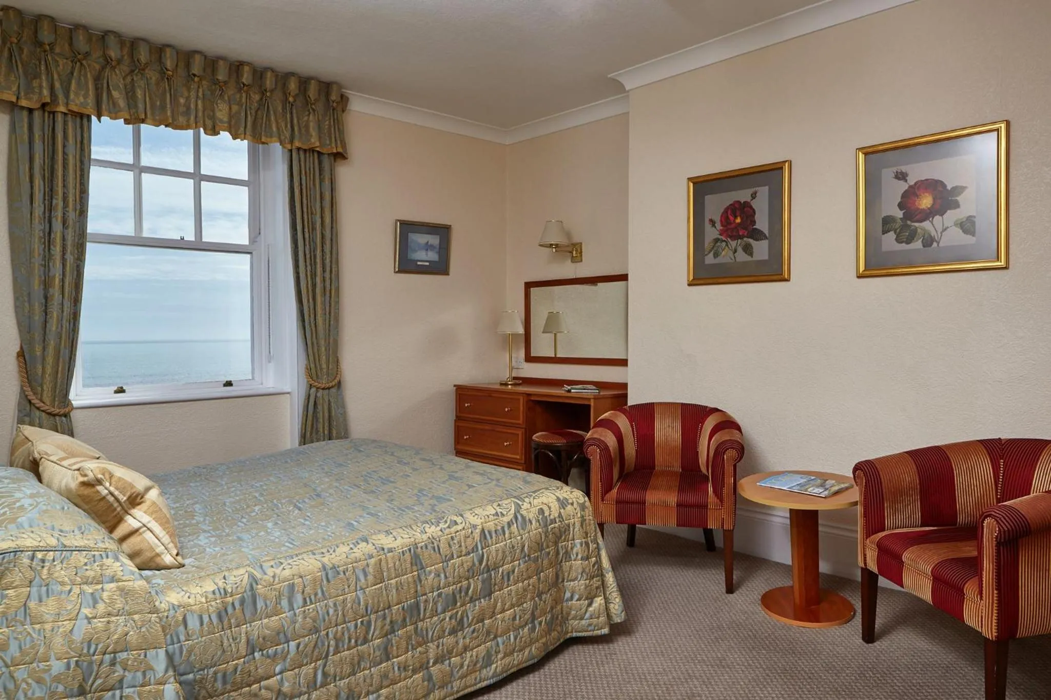 Superior Double Room in Royal York & Faulkner Hotel