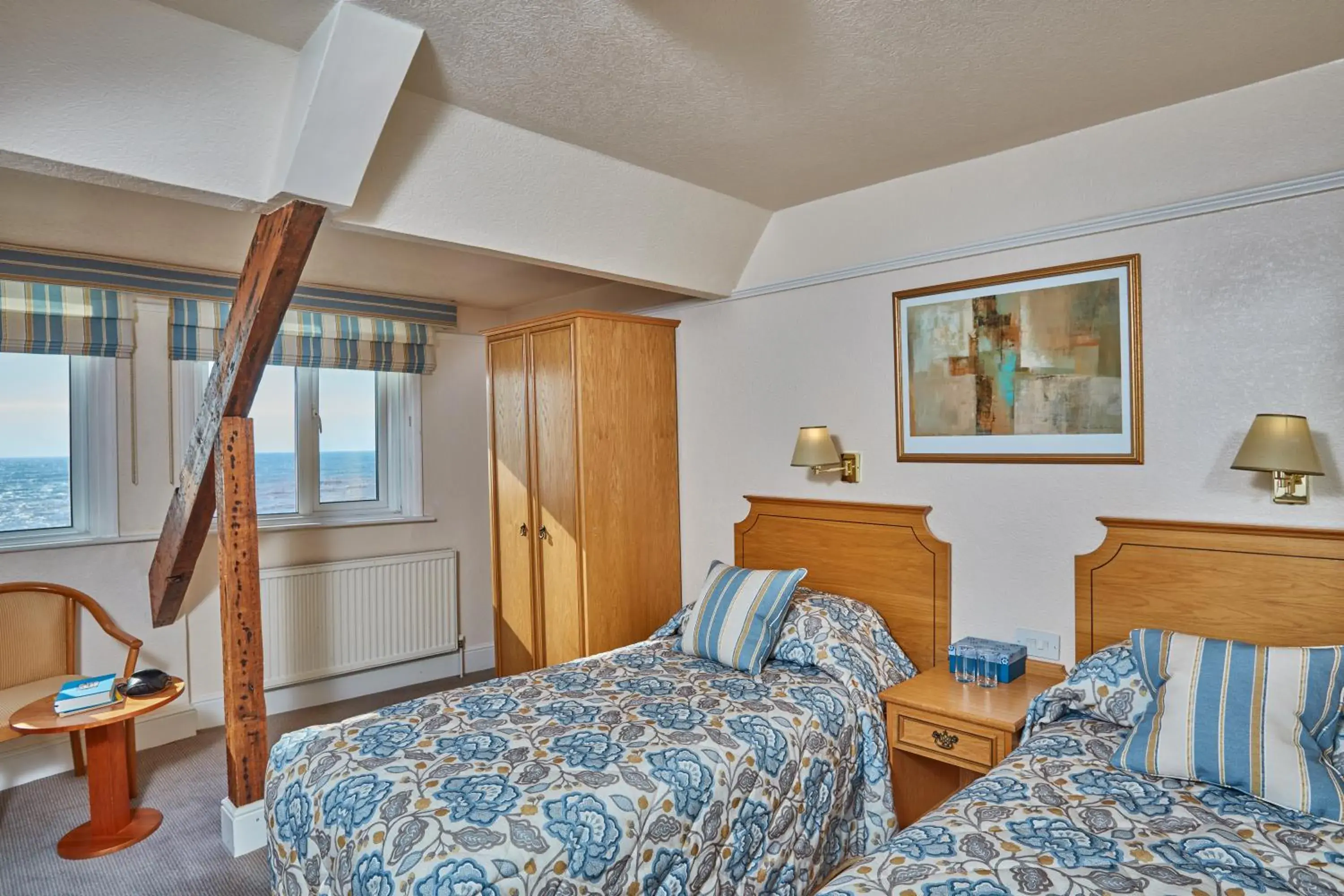 Twin Room with Sea View in Royal York & Faulkner Hotel Twin Room with Sea View in Royal York & Faulkner Hotel
