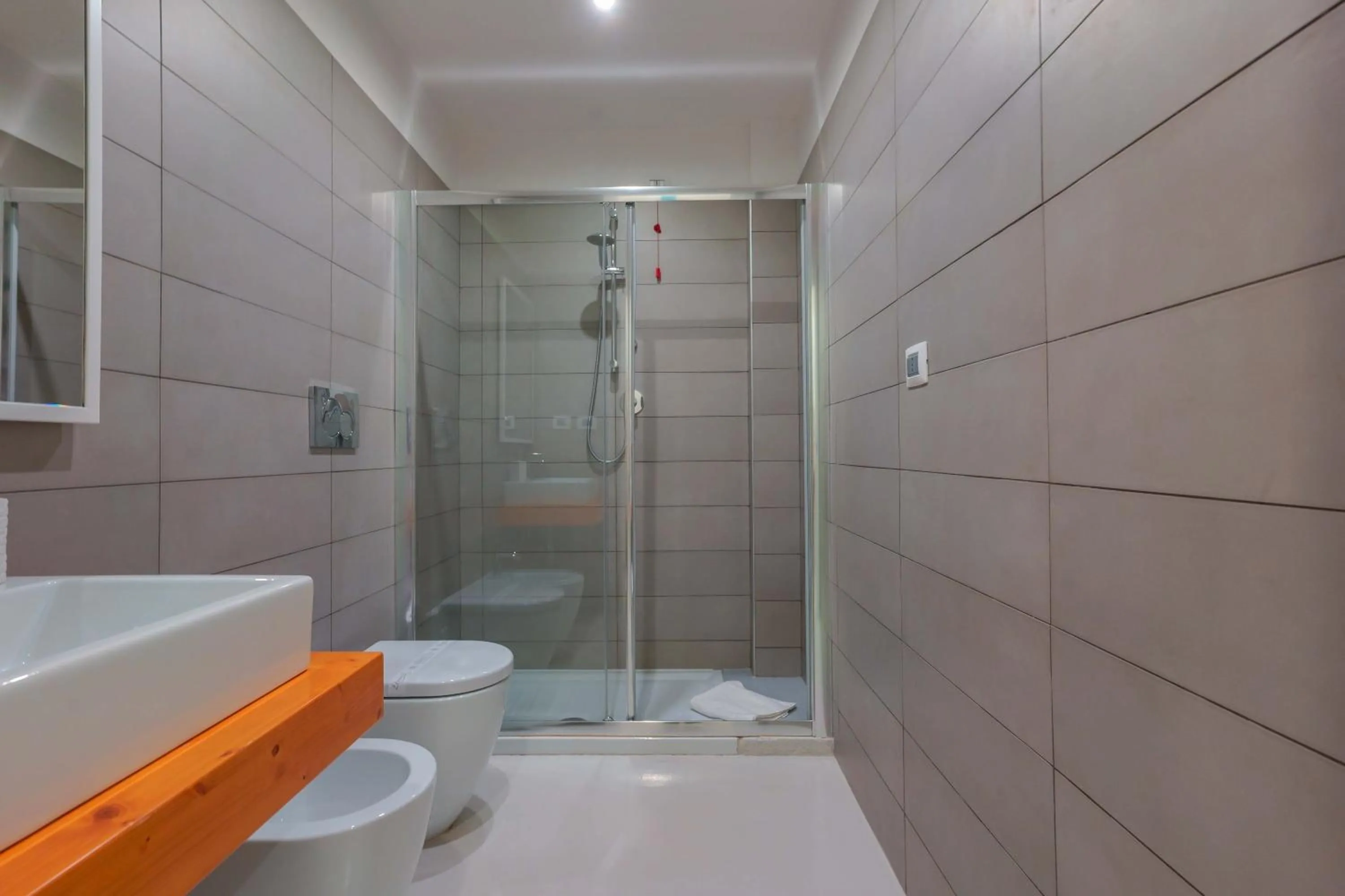 Shower in Lumiere Rooms - Eja Sardinia