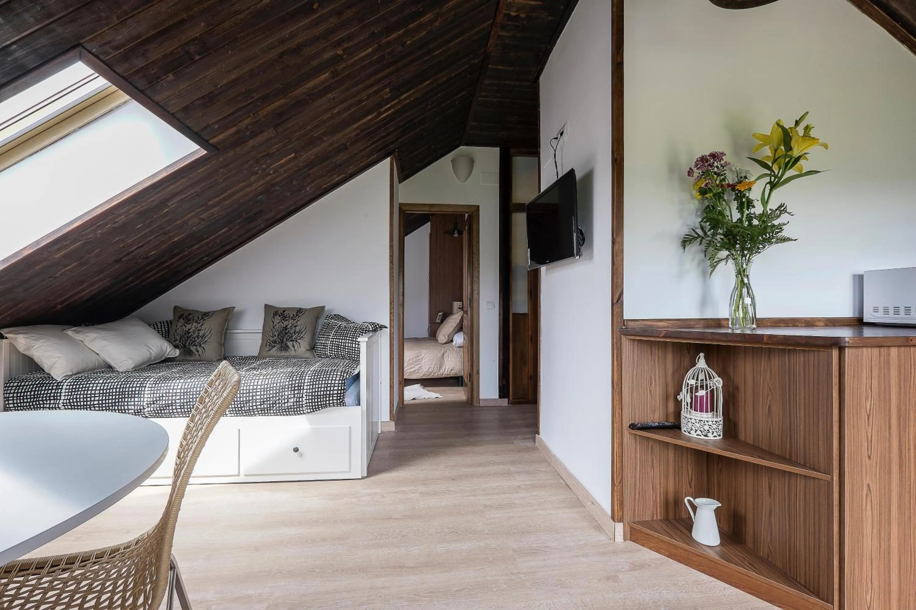 Day, Bed in La Borda de Pastores