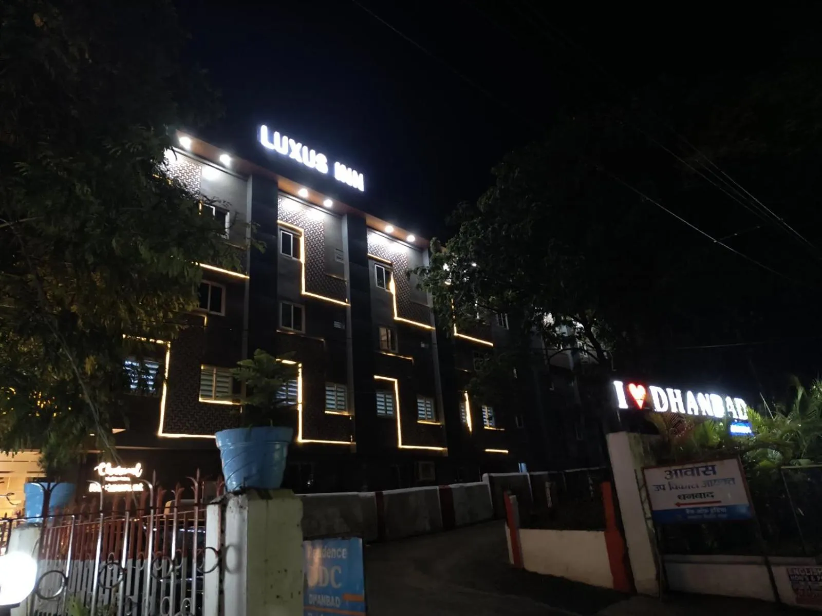 Property building in LUXUS INN