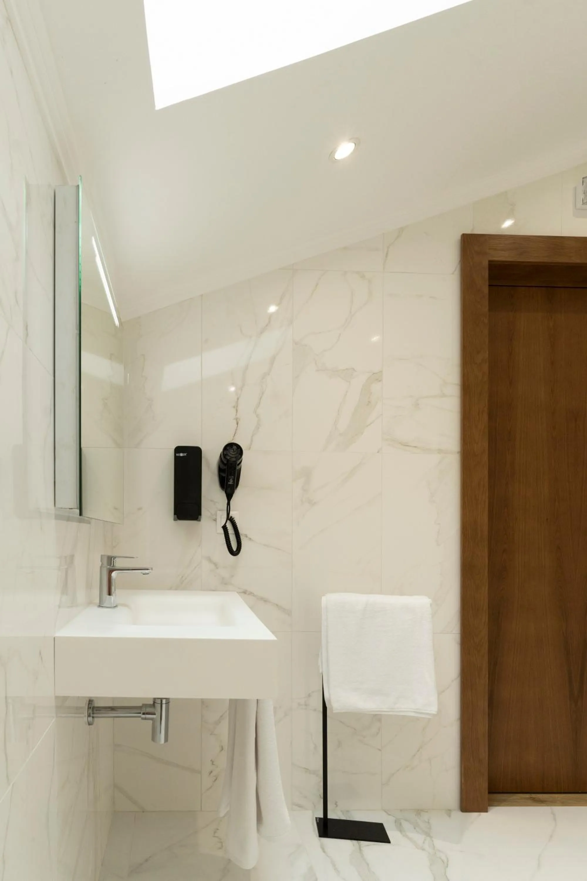 Bathroom in Horta Bay