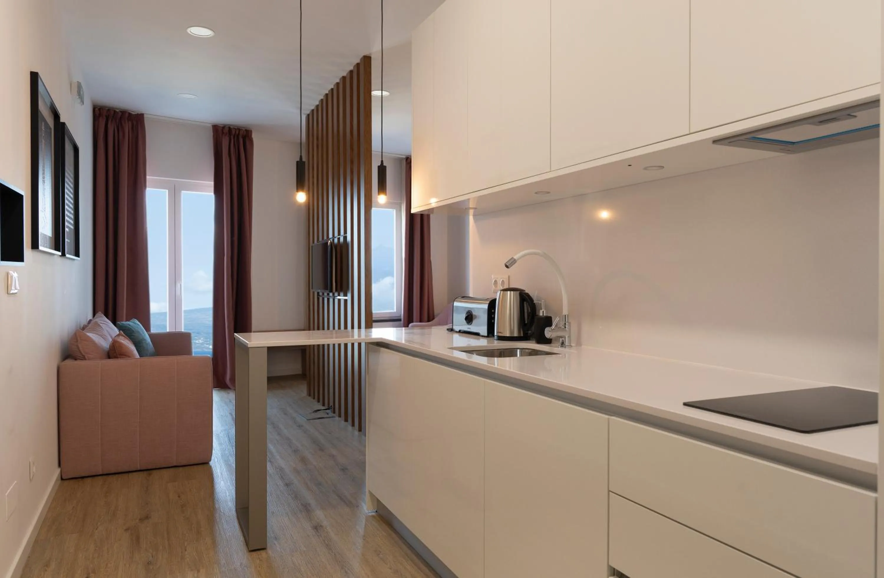 Kitchen or kitchenette in Horta Bay