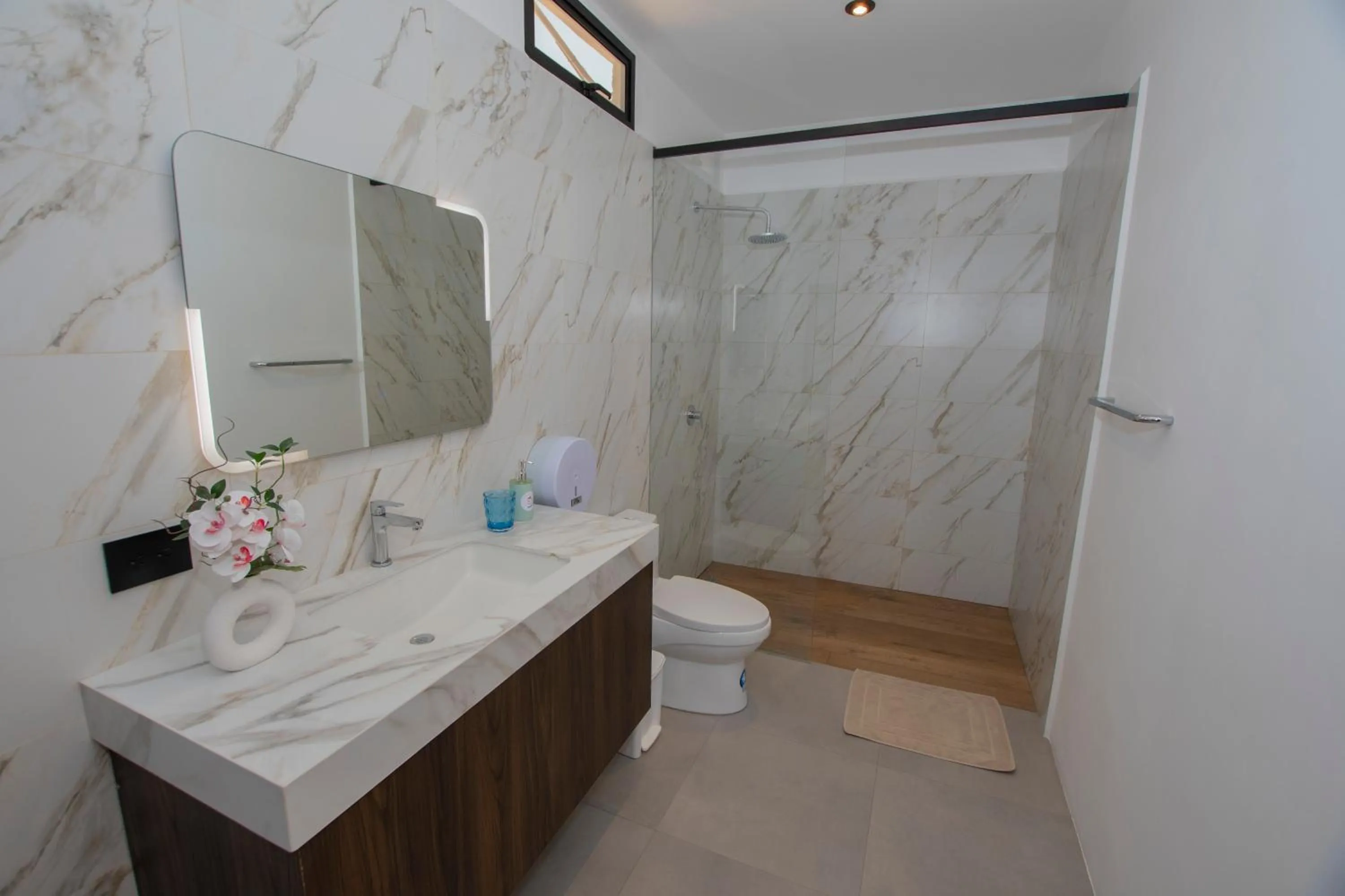 Blue Marlin Galápagos, Hotel & SPA