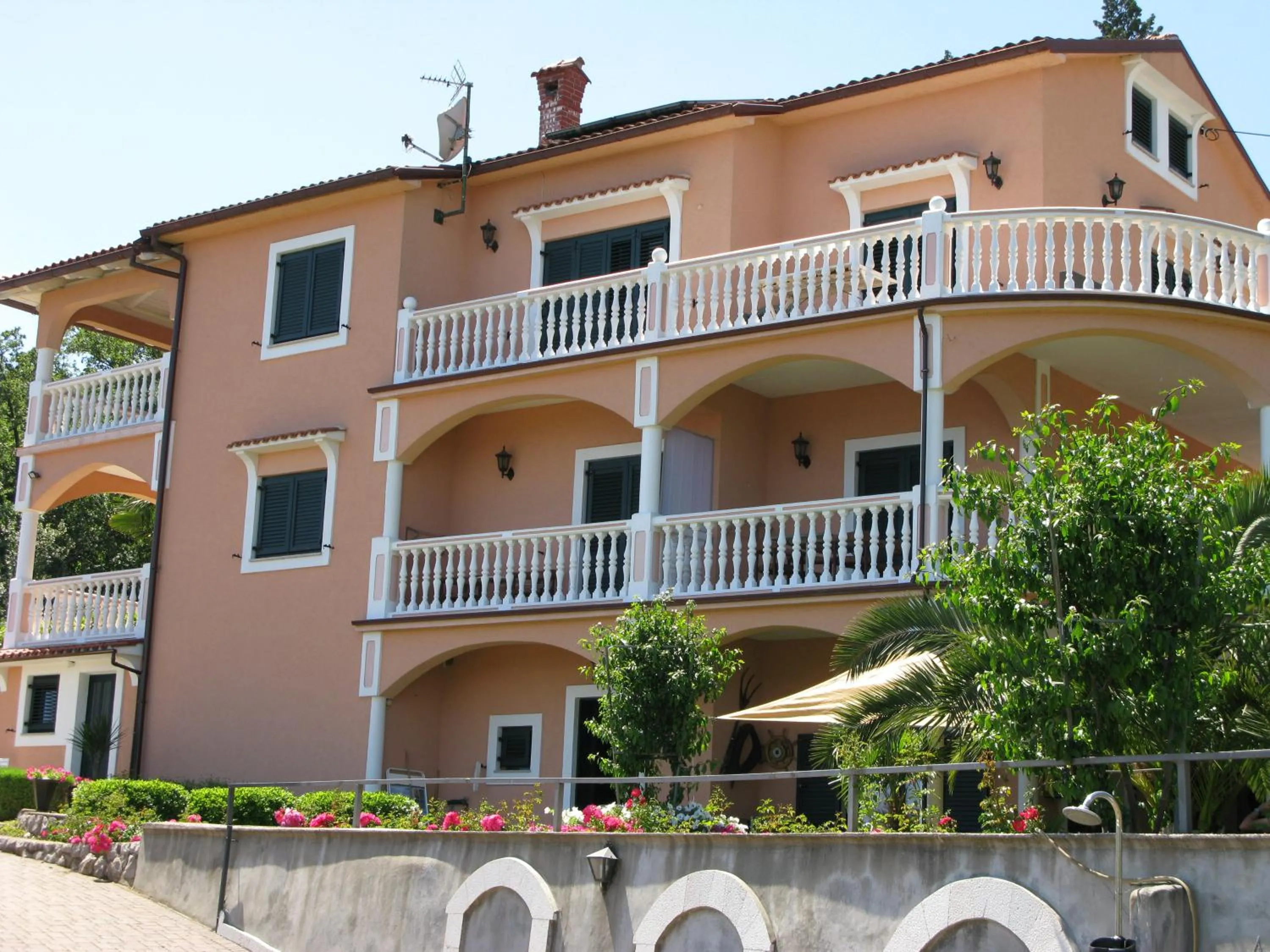Superior Triple Room with Sea View in Bed and Breakfast Villa Iris