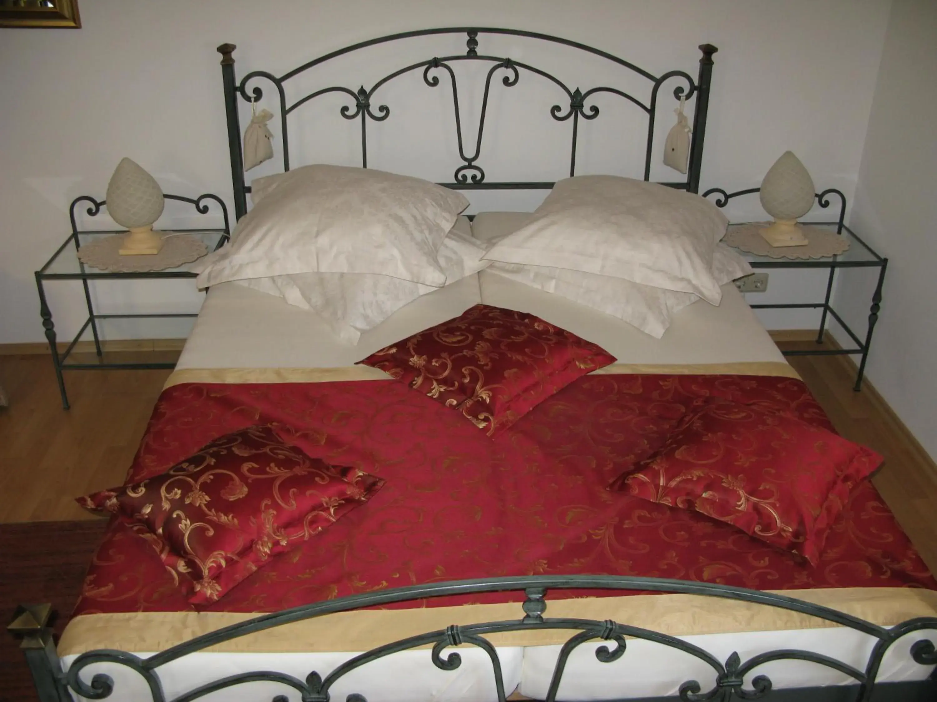Triple Room with Terrace in Bed and Breakfast Villa Iris Triple Room with Terrace in Bed and Breakfast Villa Iris