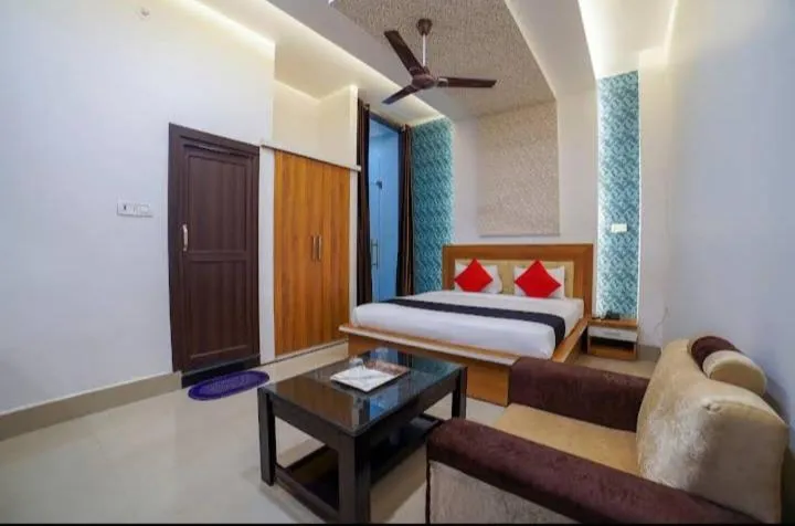 Bed in Oyo Hotel Corinthians