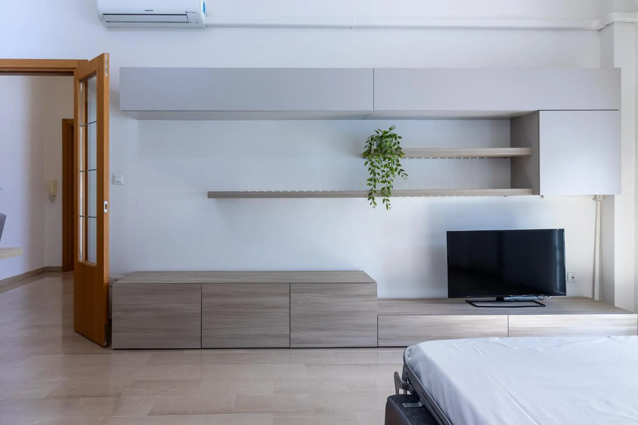 GuestHost - Darsena Luminous & Cozy Apartment