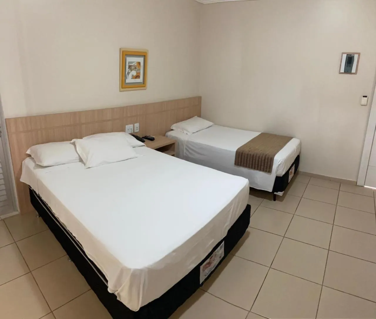 Photo of the whole room, Bed in Hotel Desbravador