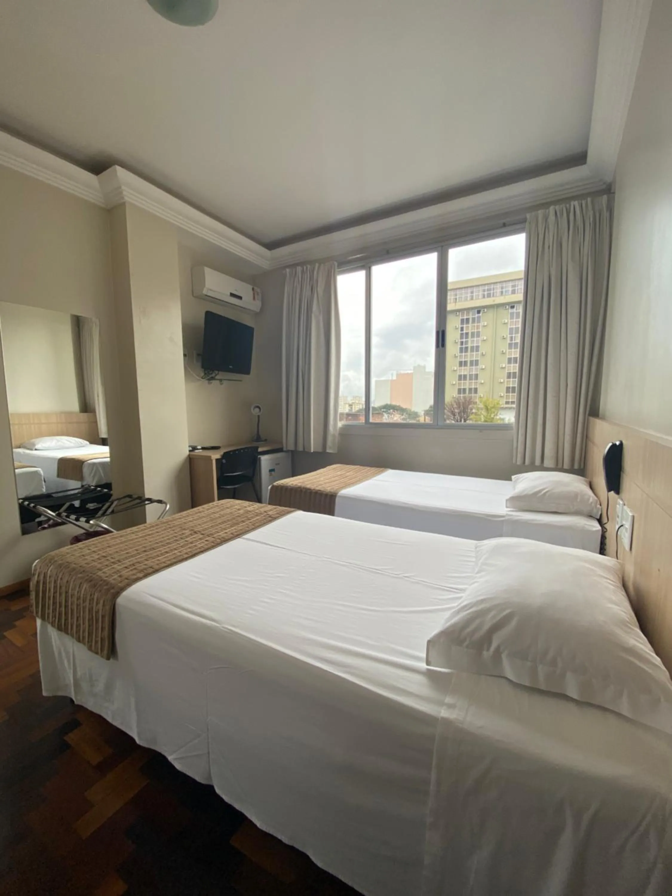 Photo of the whole room, Bed in Hotel Desbravador