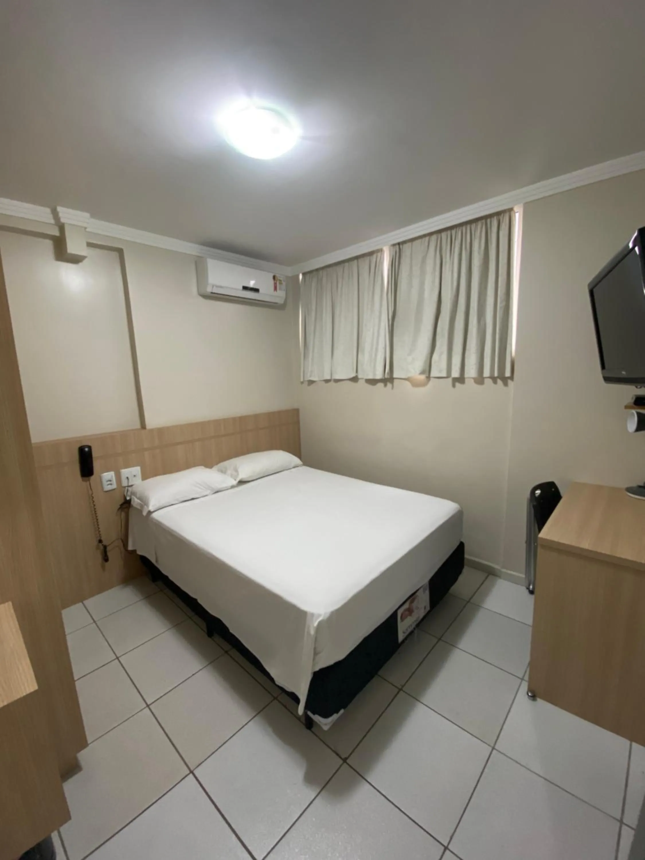 Bedroom, Bed in Hotel Desbravador