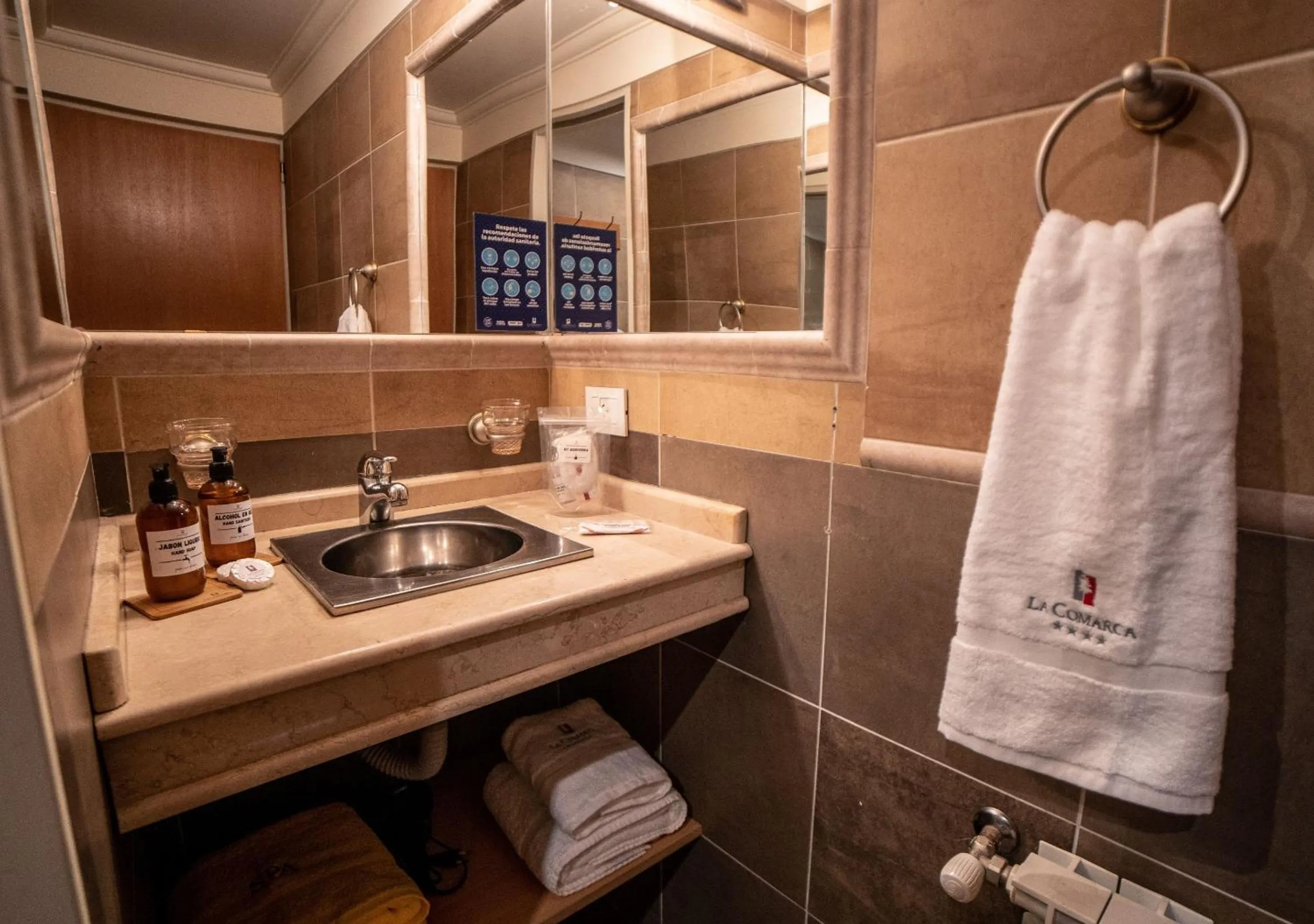 Bathroom in La Comarca Resort & Spa