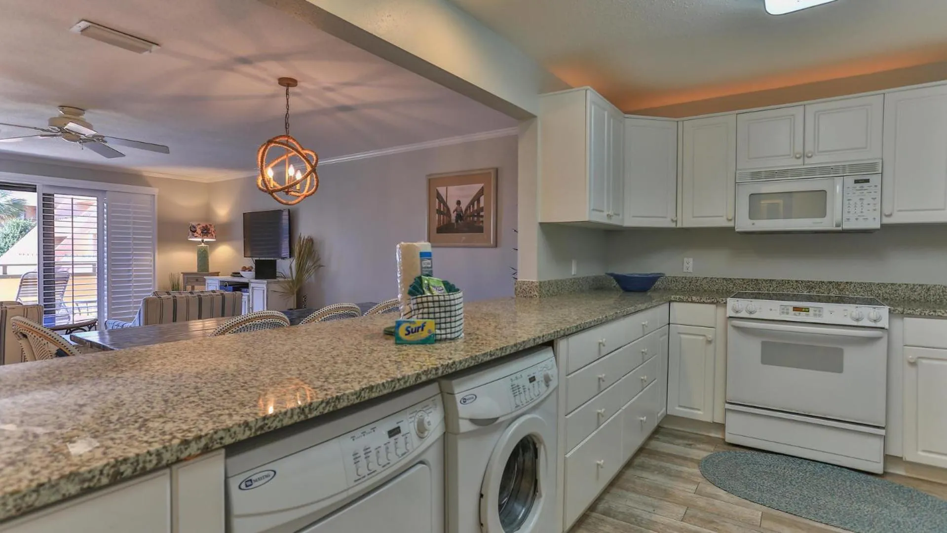 Aegean 210 - Updated 2 Bedroom 2 Bath at the Aegean