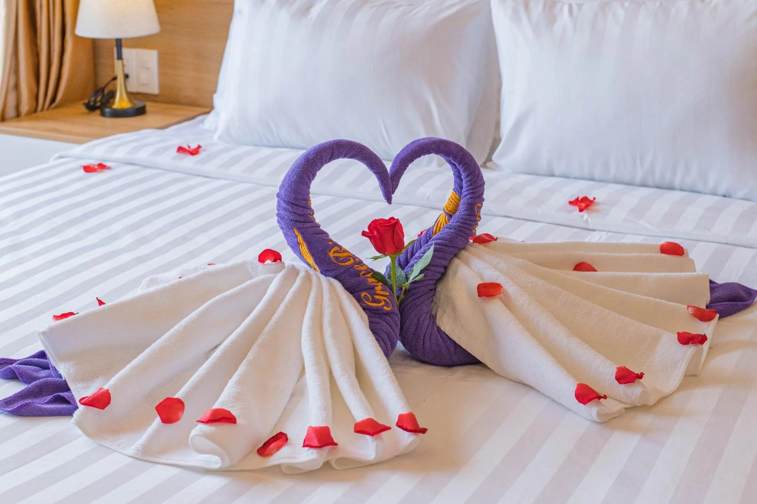 Photo of the whole room, Bed in Mint Hoi An Villa