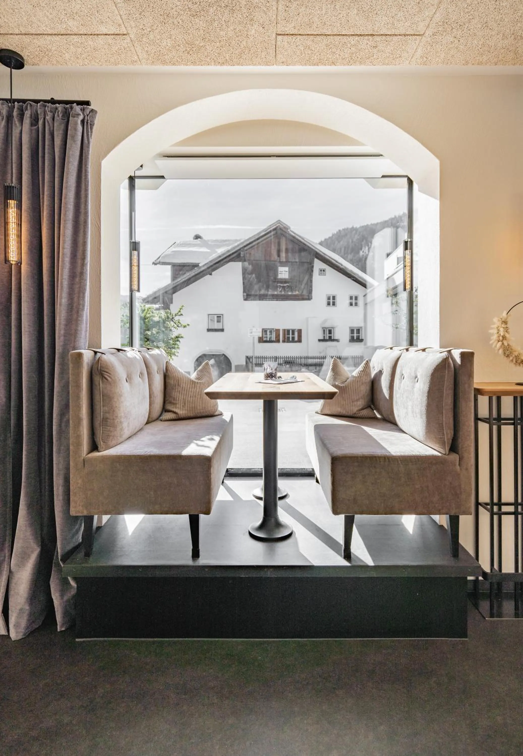 Restaurant/places to eat in Boutique Apart Serfaus