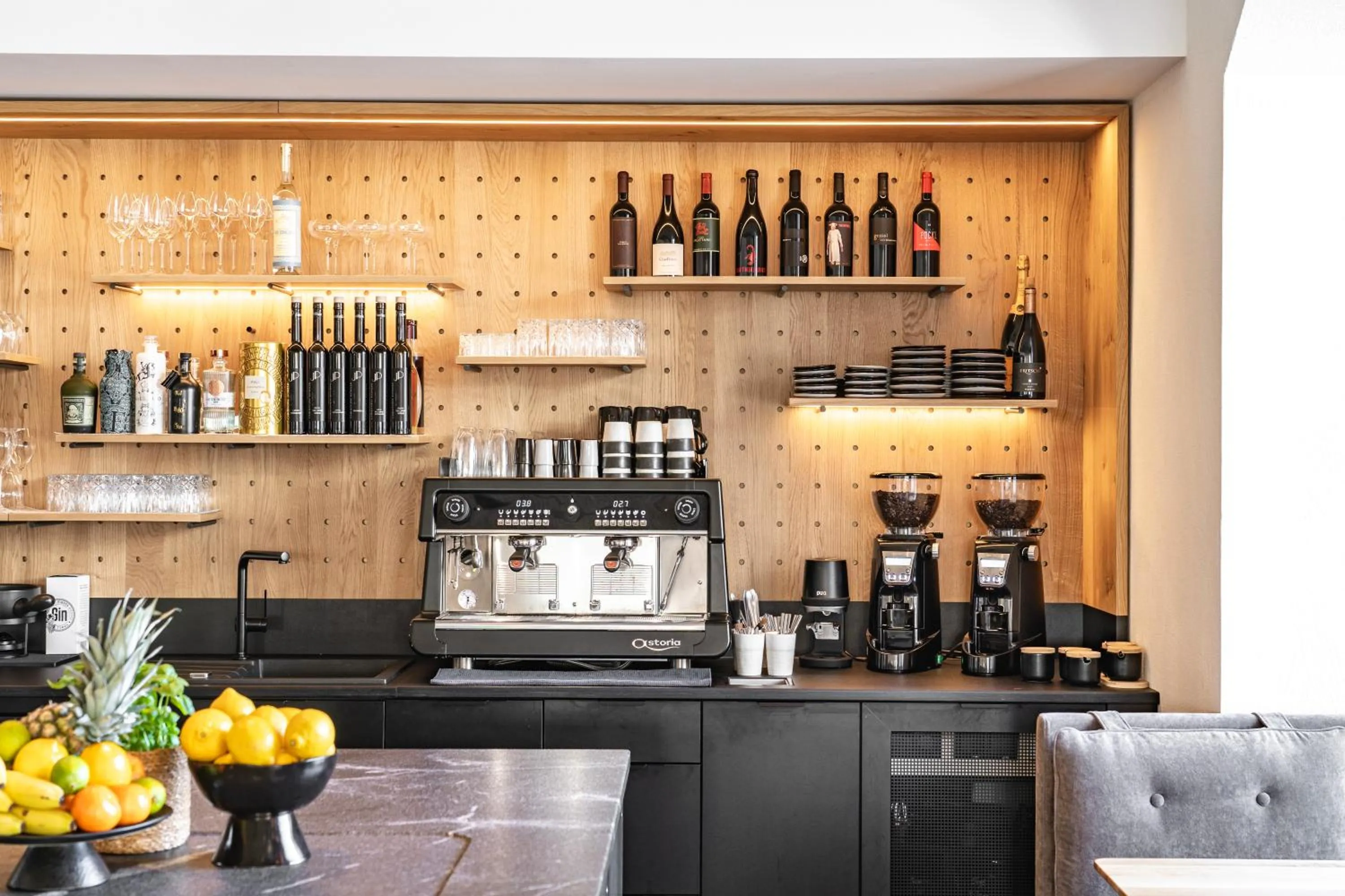 Restaurant/places to eat in Boutique Apart Serfaus