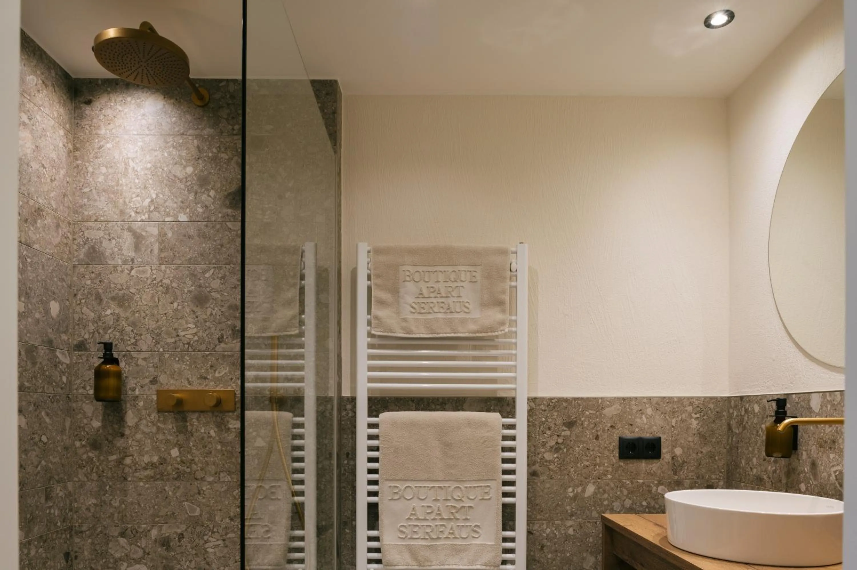 Bathroom in Boutique Apart Serfaus