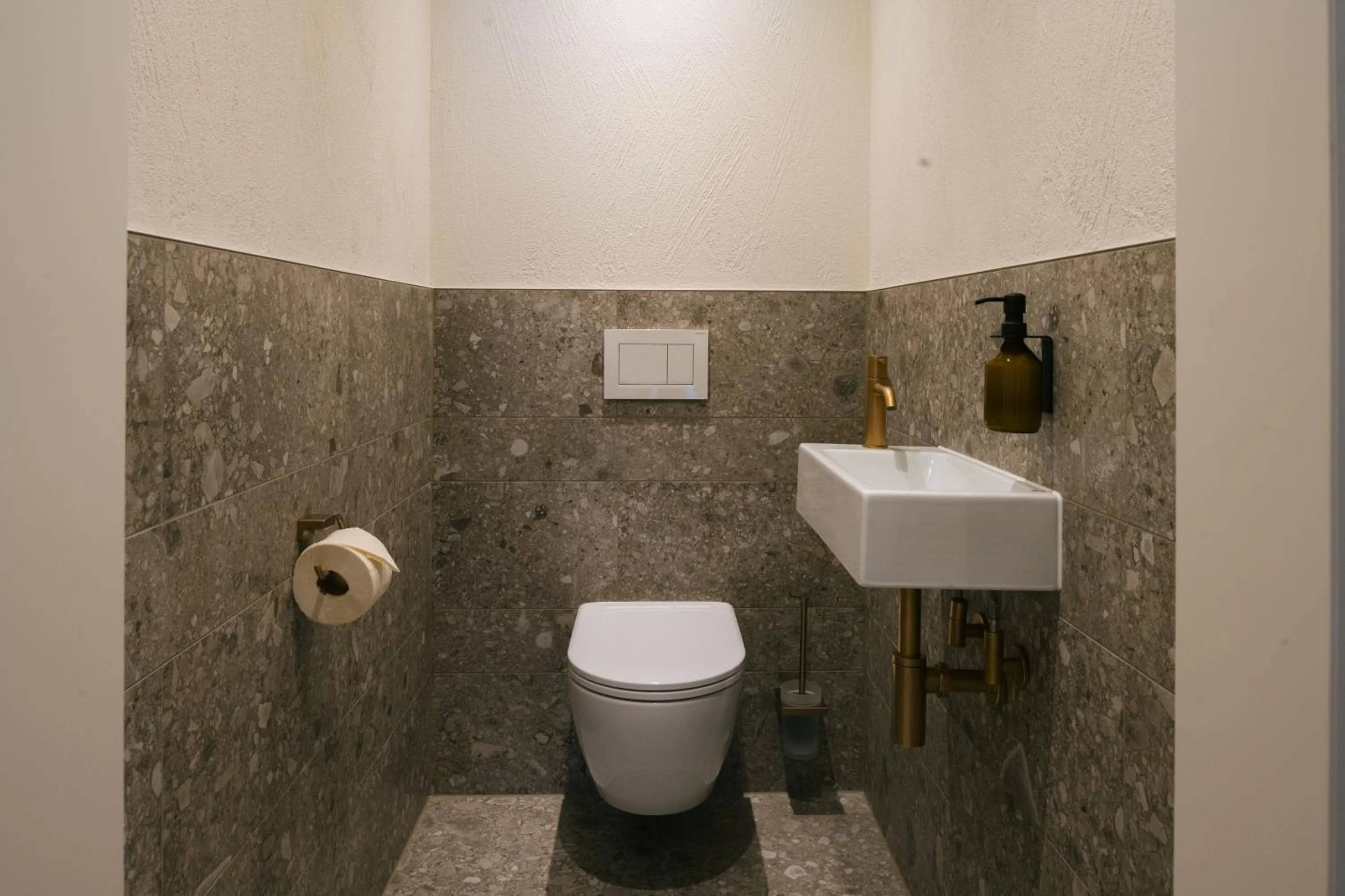 Toilet in Boutique Apart Serfaus