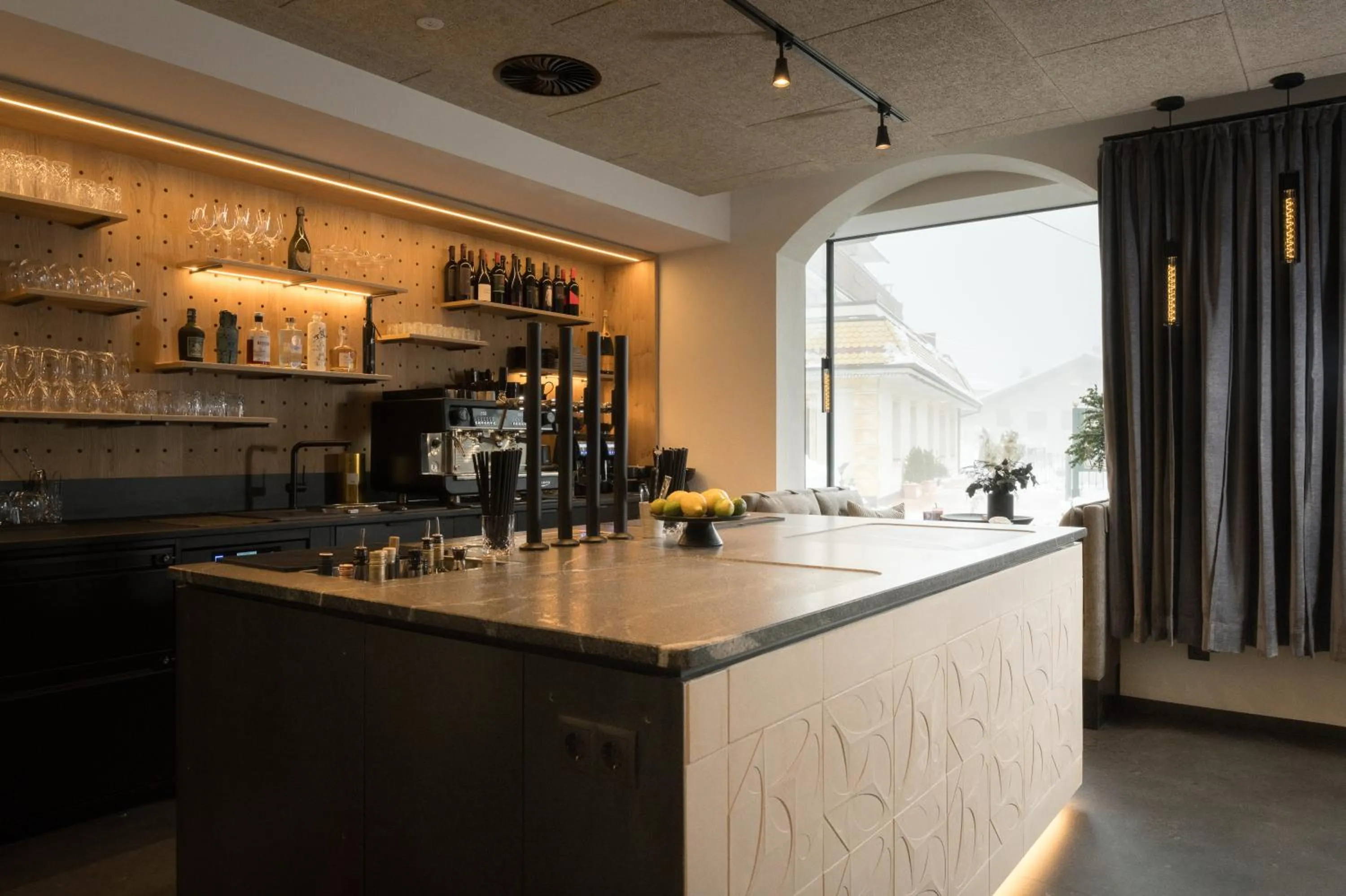 Restaurant/places to eat in Boutique Apart Serfaus