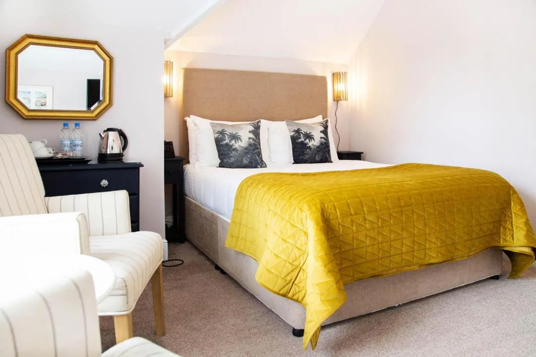 Photo of the whole room, Bed in Haytor Hotel