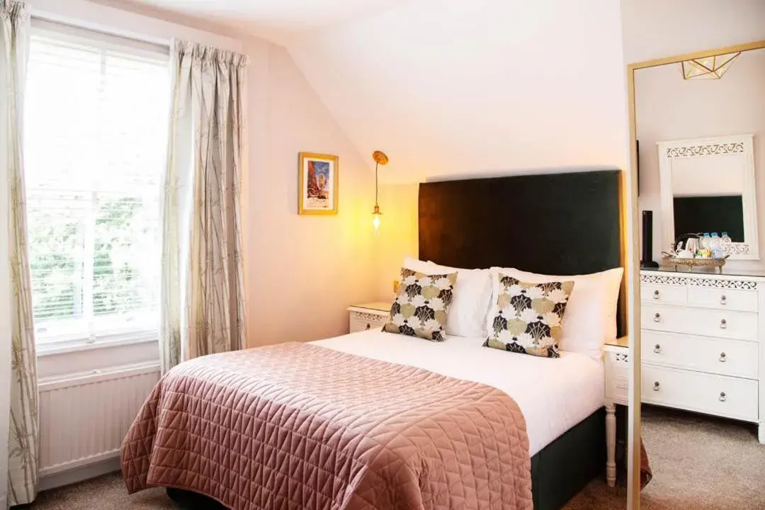 Double Room with Bath in Haytor Hotel Double Room with Bath in Haytor Hotel