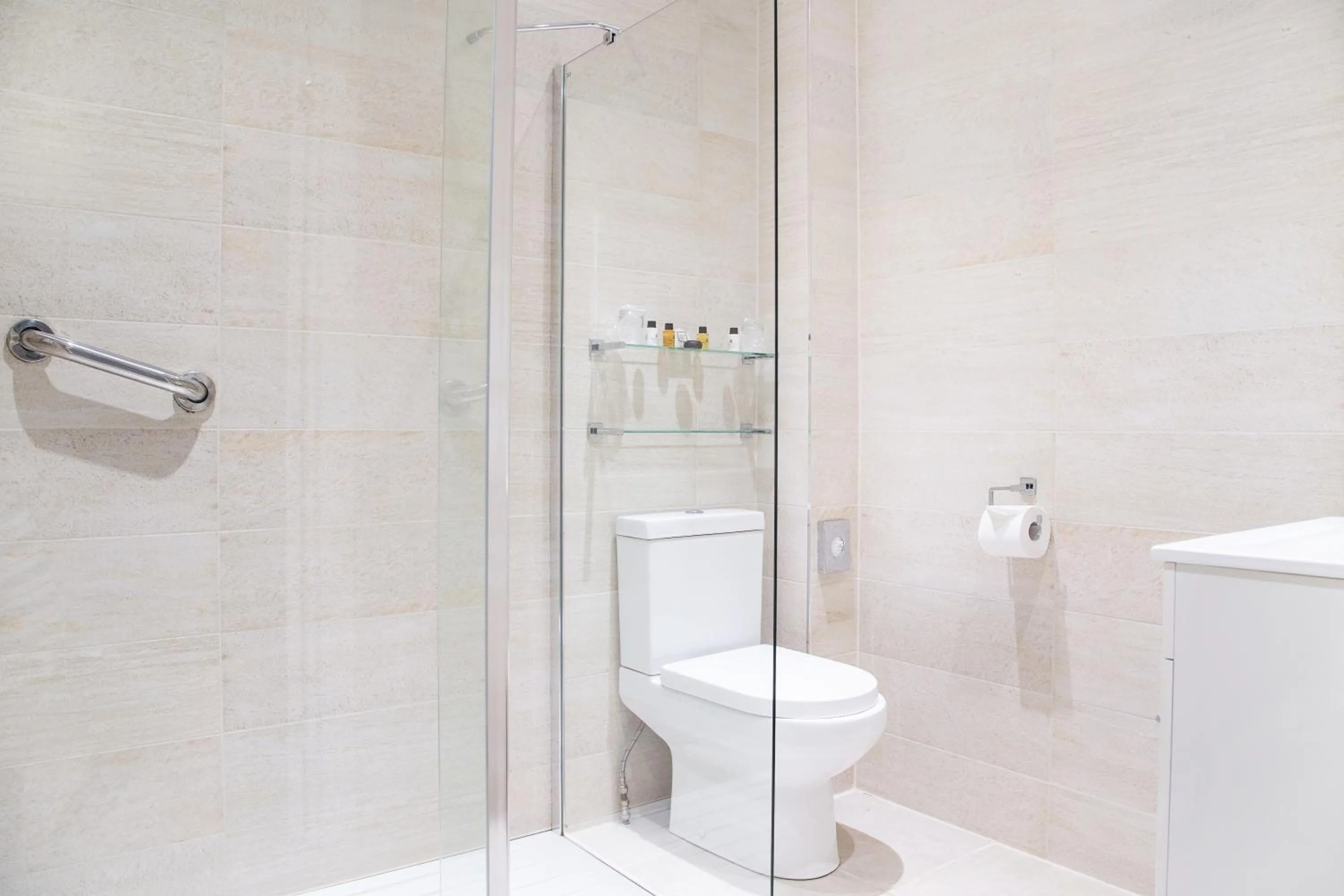 Bathroom in Haytor Hotel