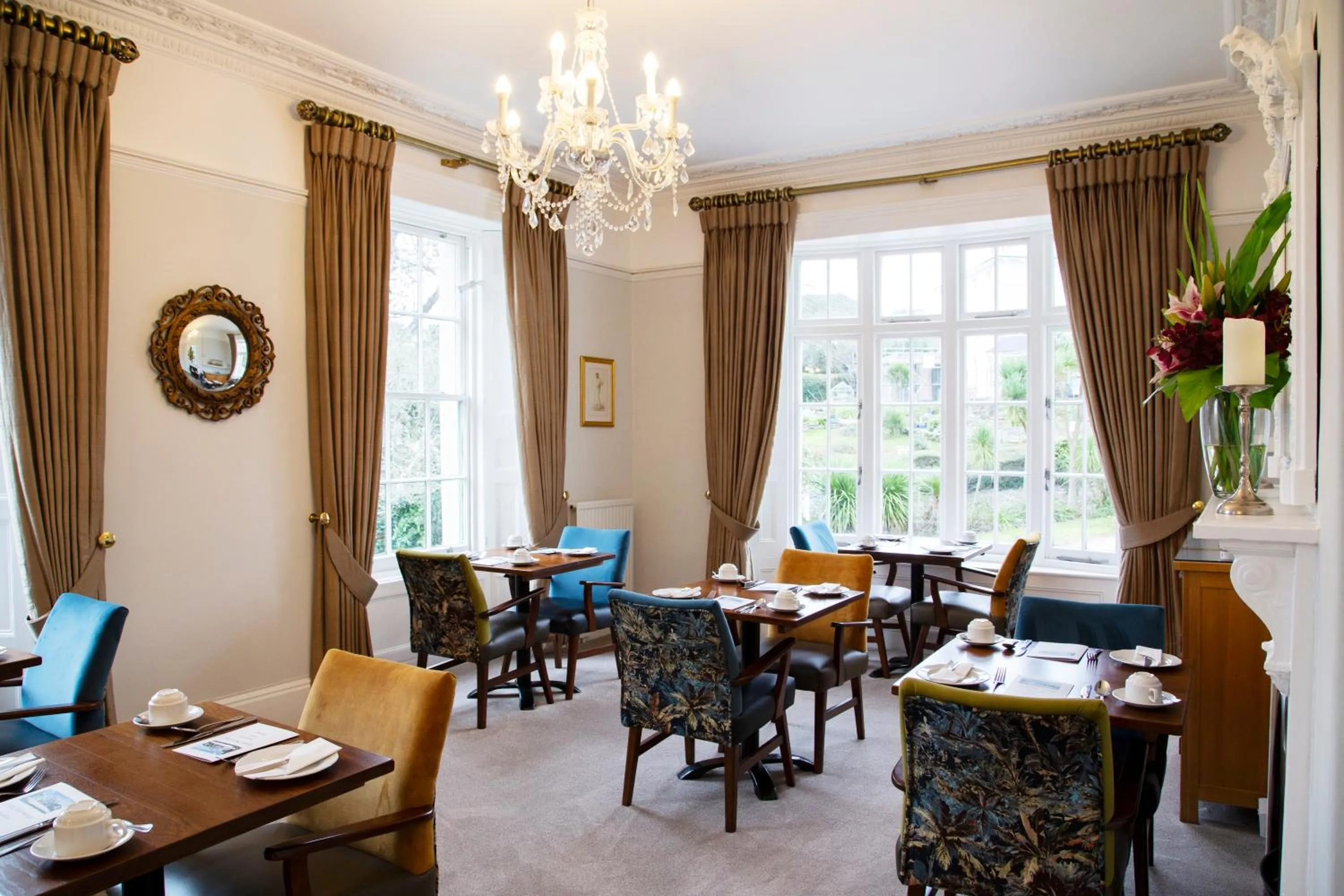 Seating area in Haytor Hotel