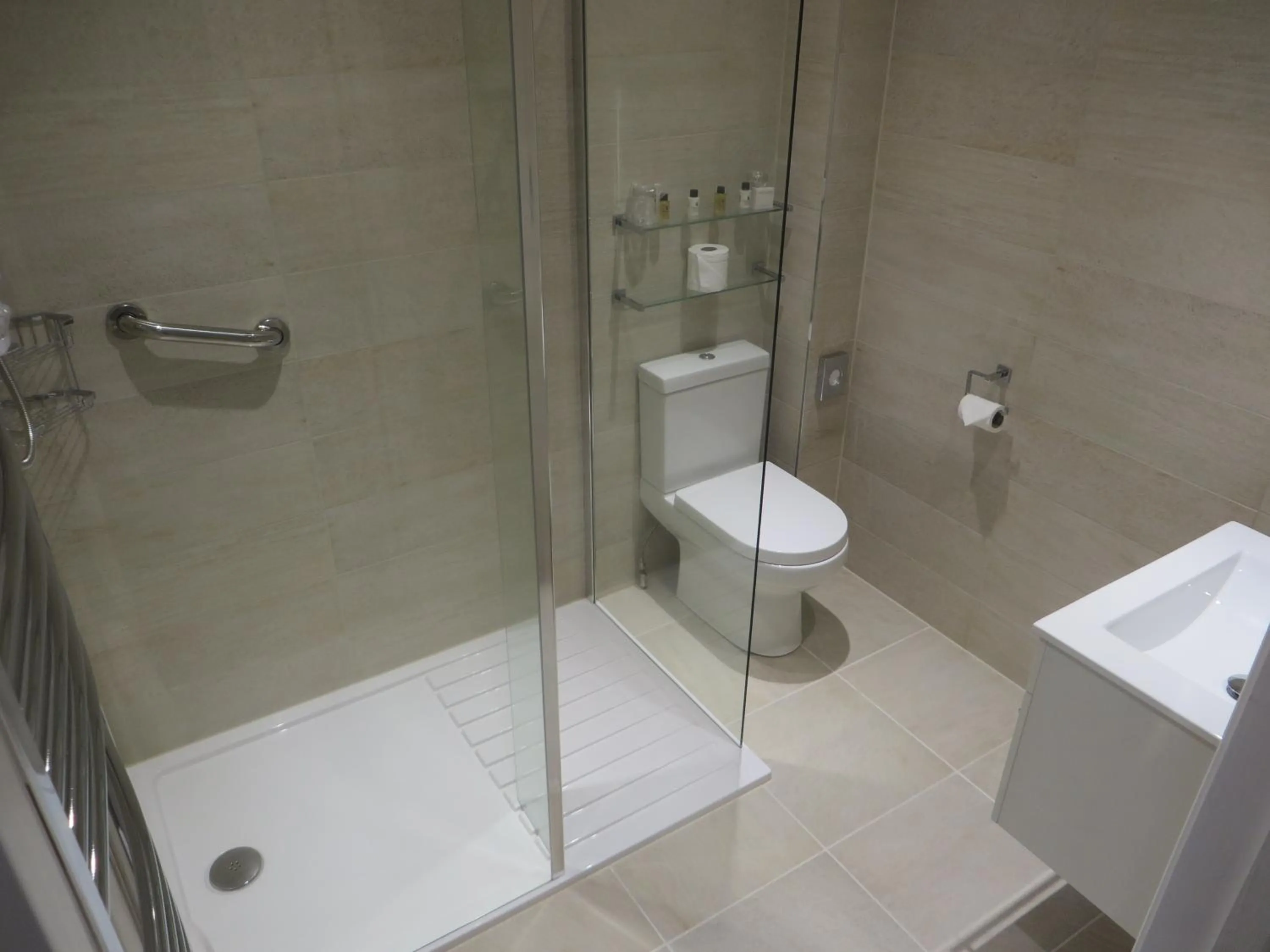 Bathroom in Haytor Hotel