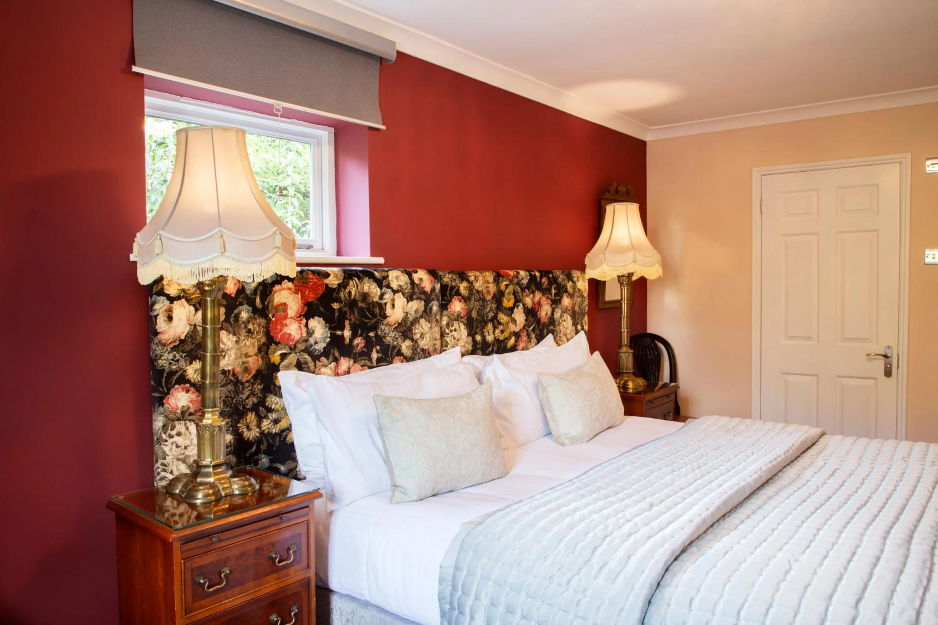 Photo of the whole room, Bed in Haytor Hotel