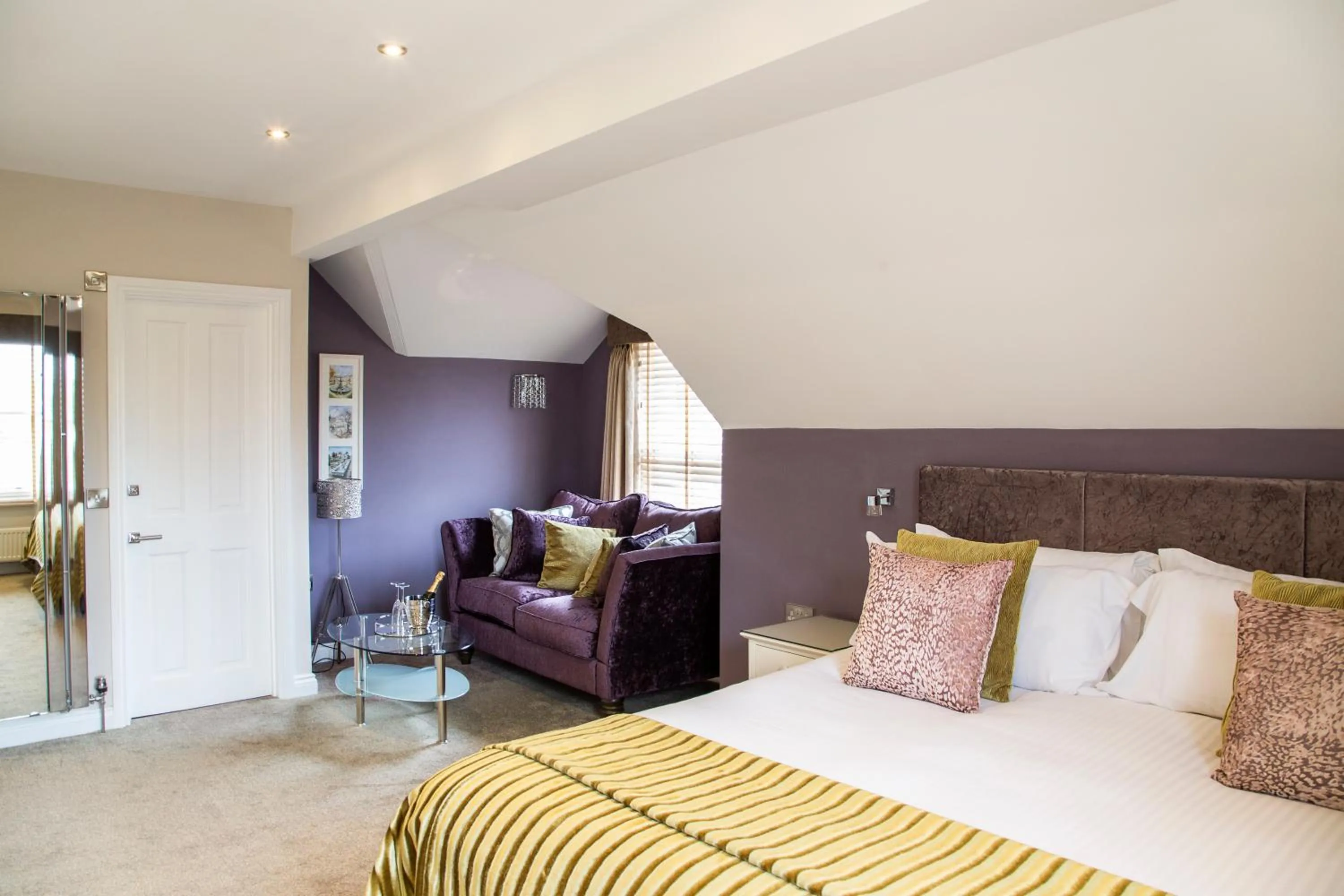 Photo of the whole room, Bed in Haytor Hotel
