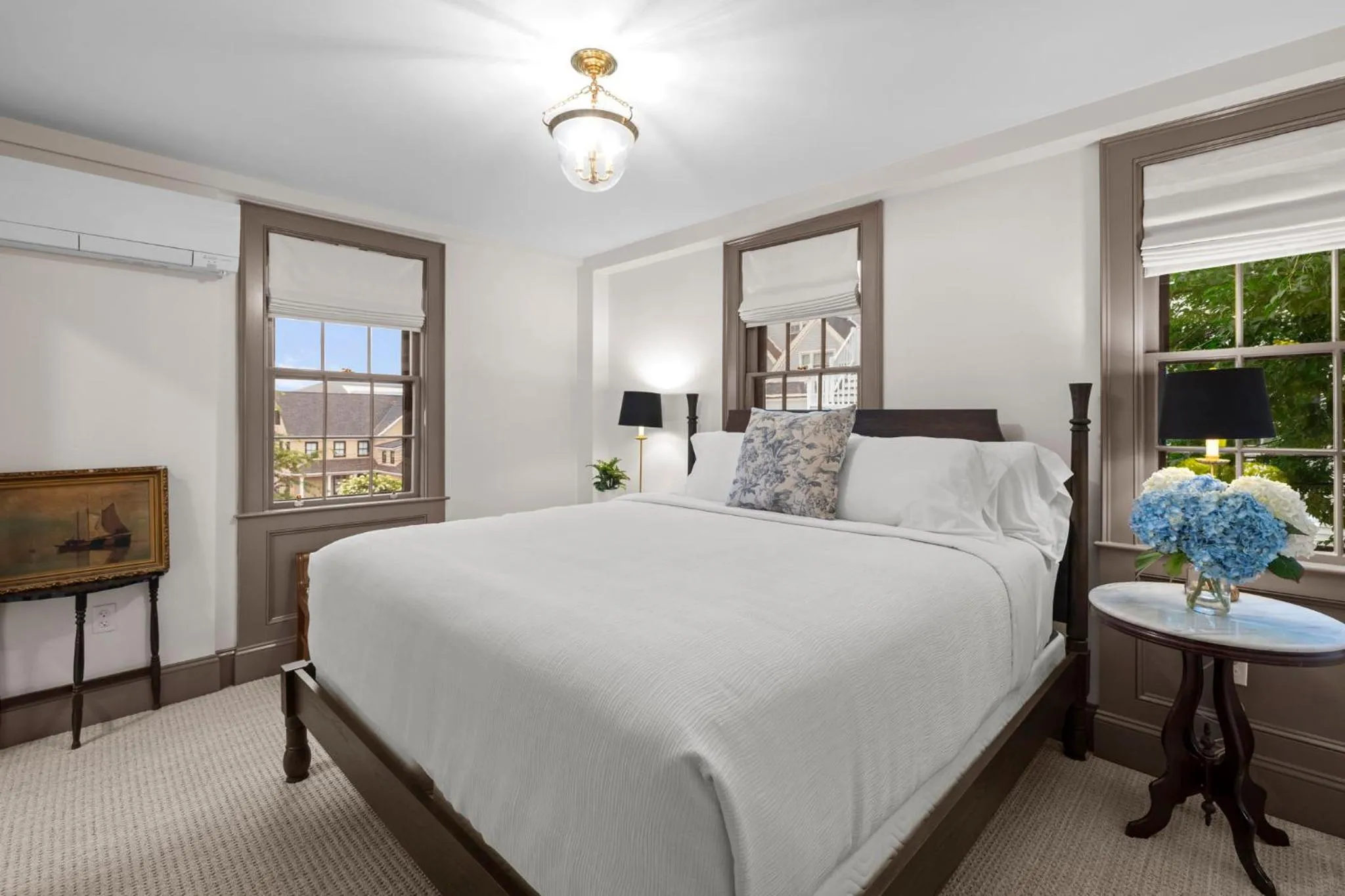 Bed in The Davenport Inn