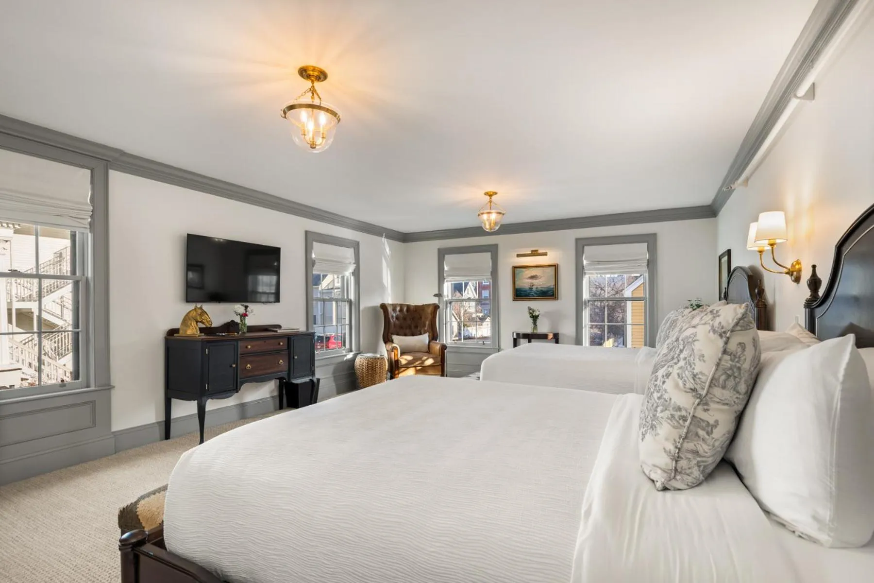 Bed in The Davenport Inn