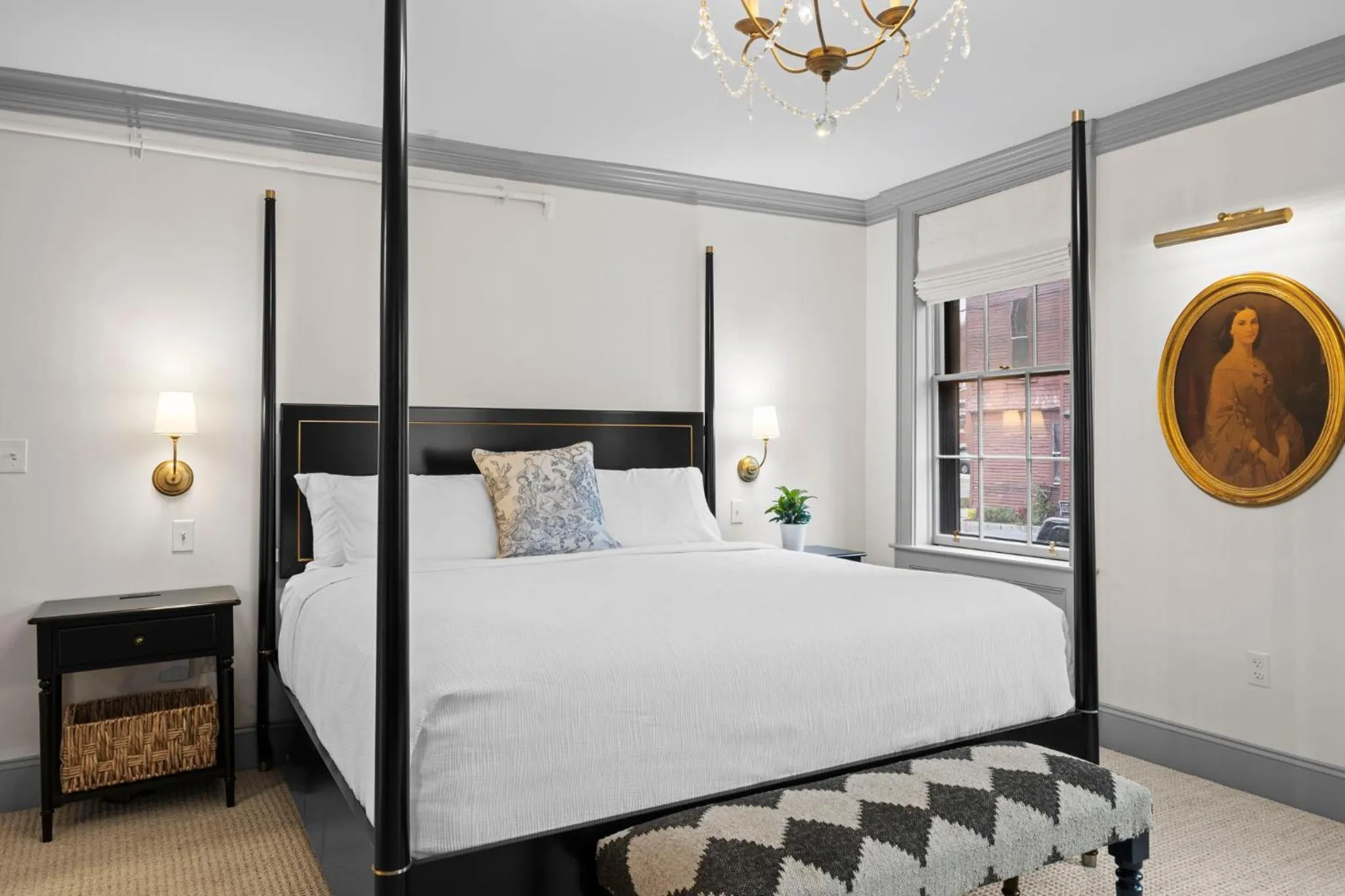 Bed in The Davenport Inn