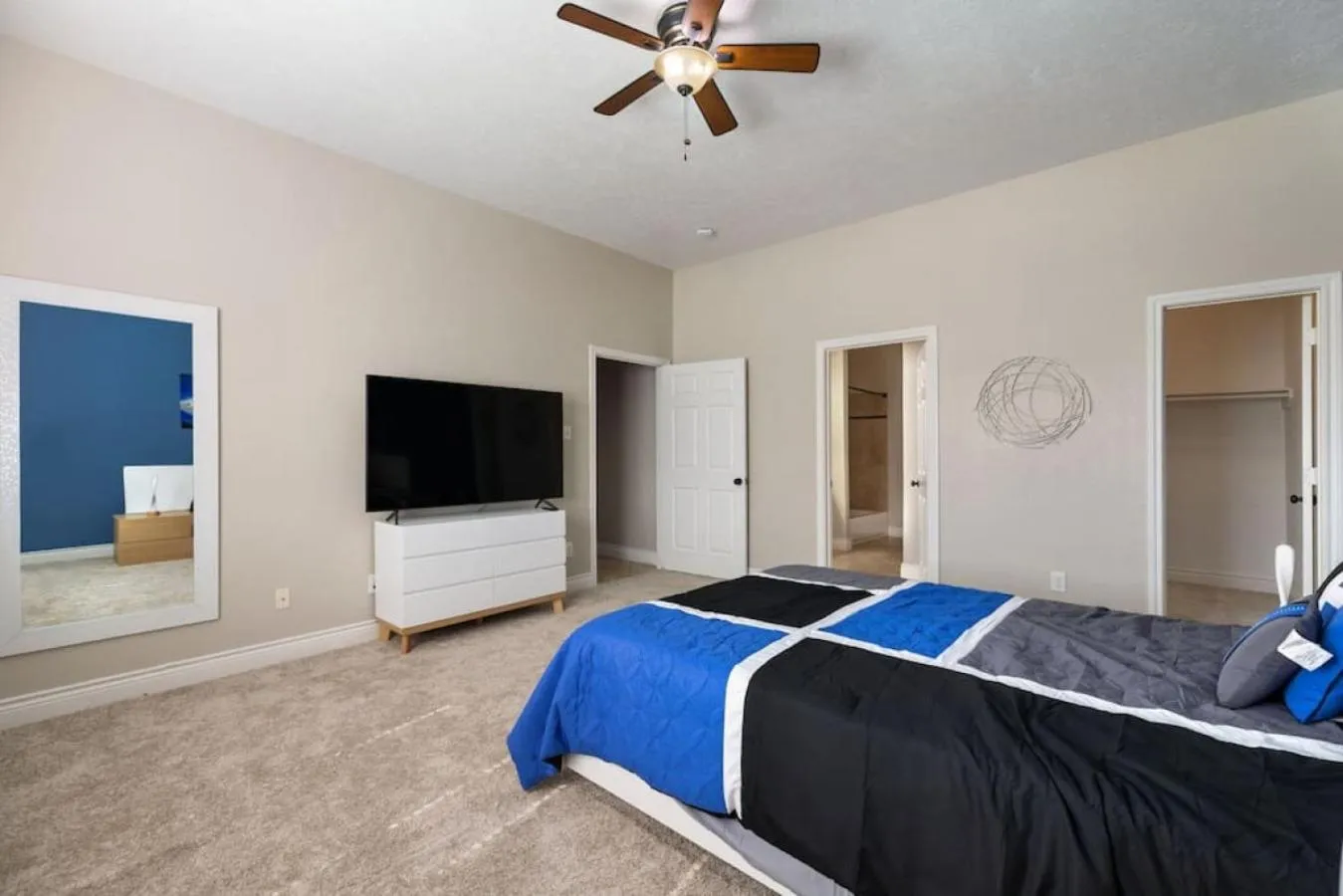 Bedroom, Bed in Stylish 3 Bedroom With Tons of Games and 85 Inch TV