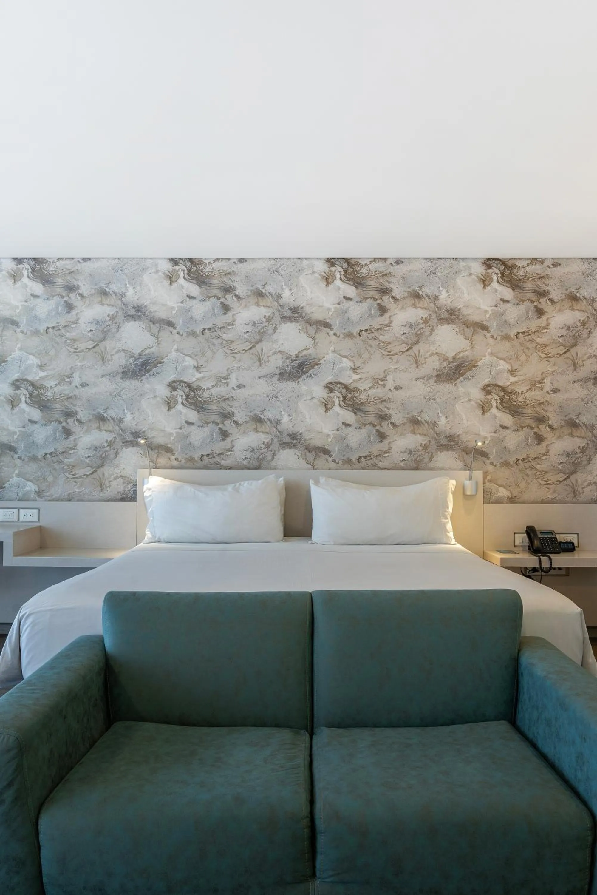 Photo of the whole room in Hotel Black Tower Premium