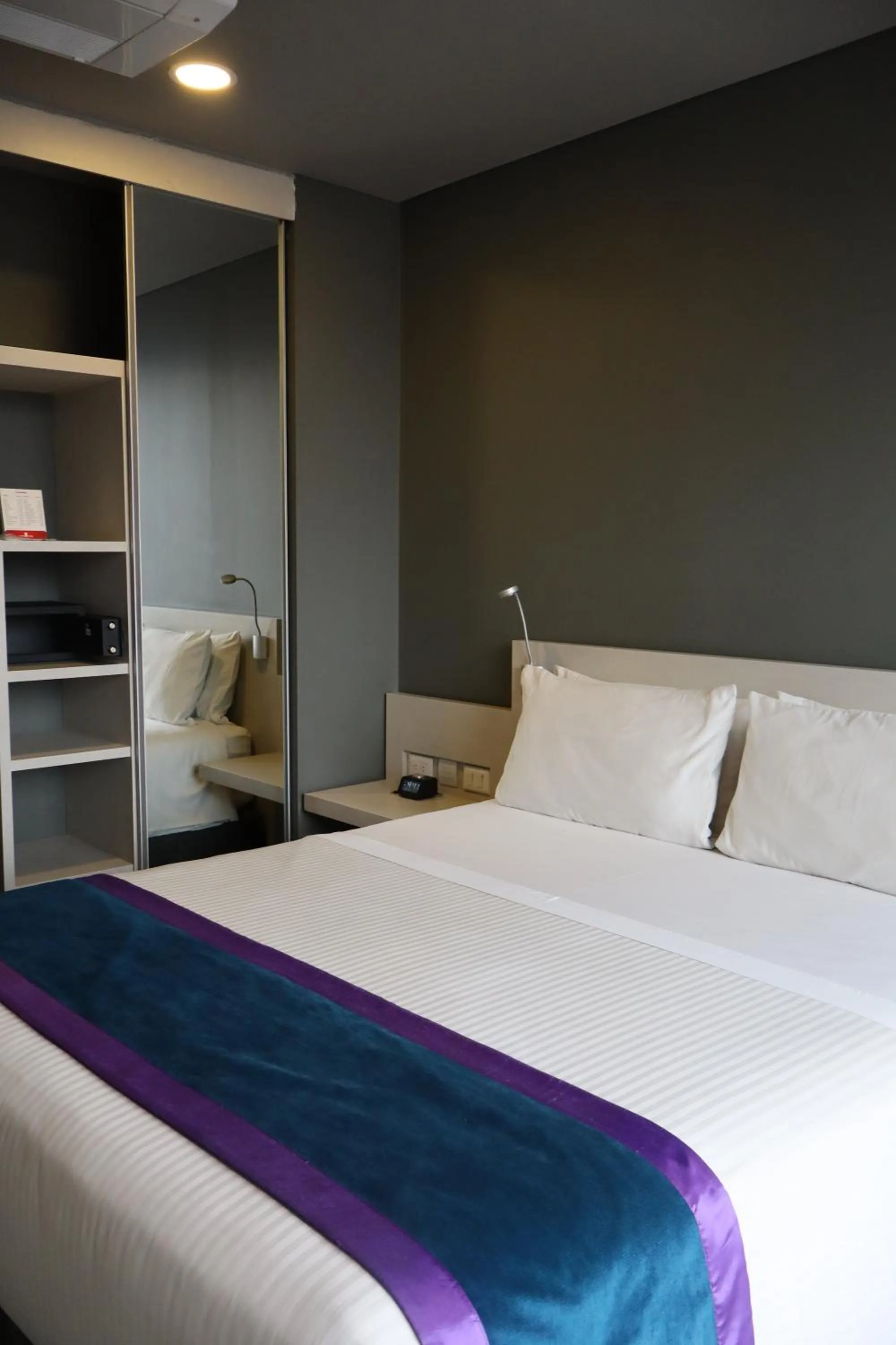 Bedroom, Bed in Hotel Black Tower Premium