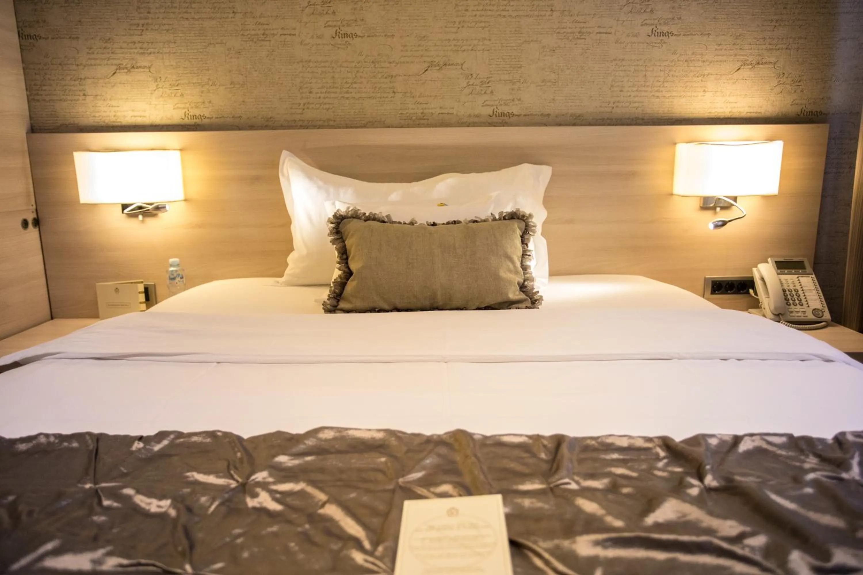 Bedroom, Bed in Prince Hall