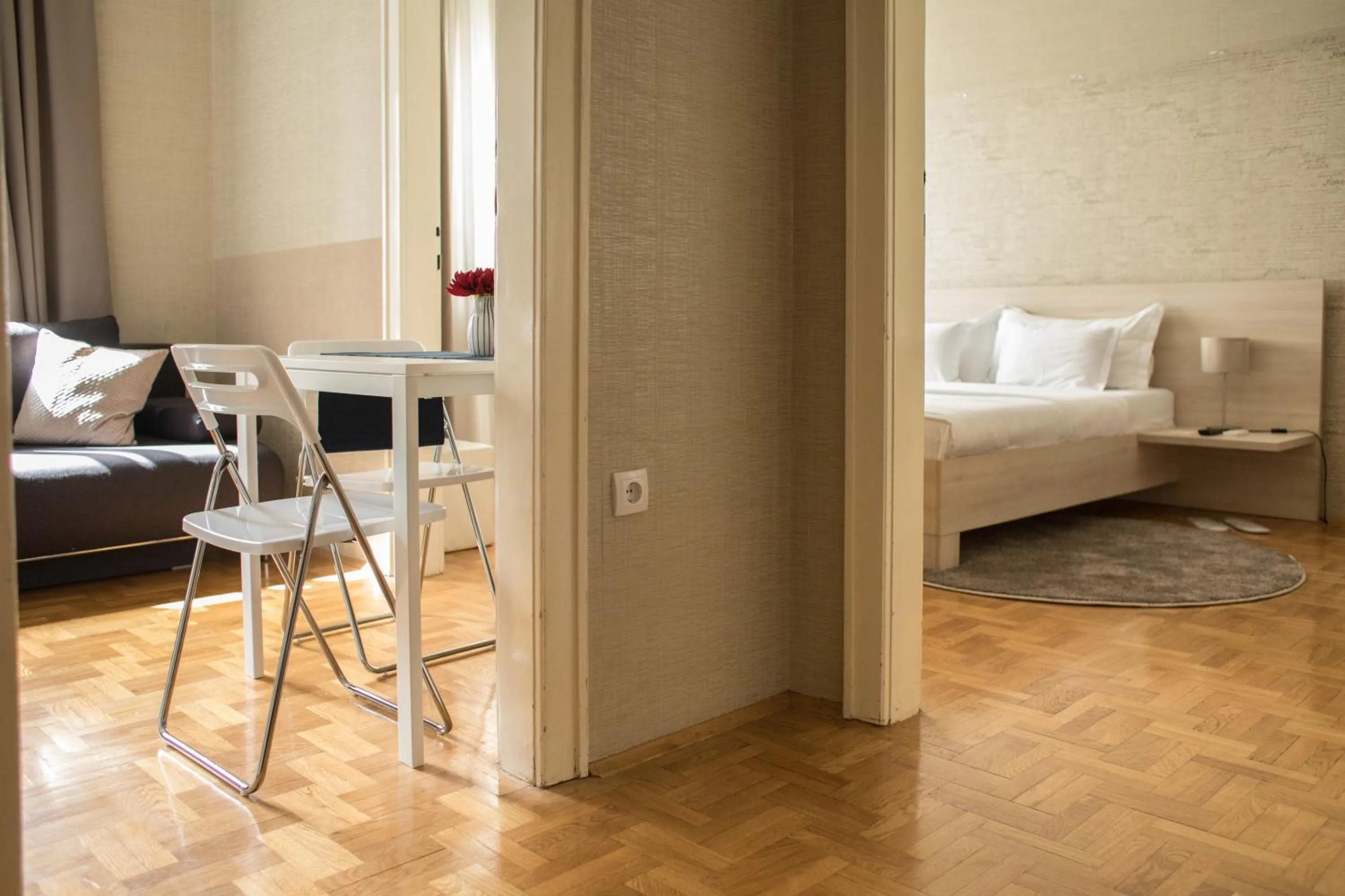 Living room, Bed in Prince Hall