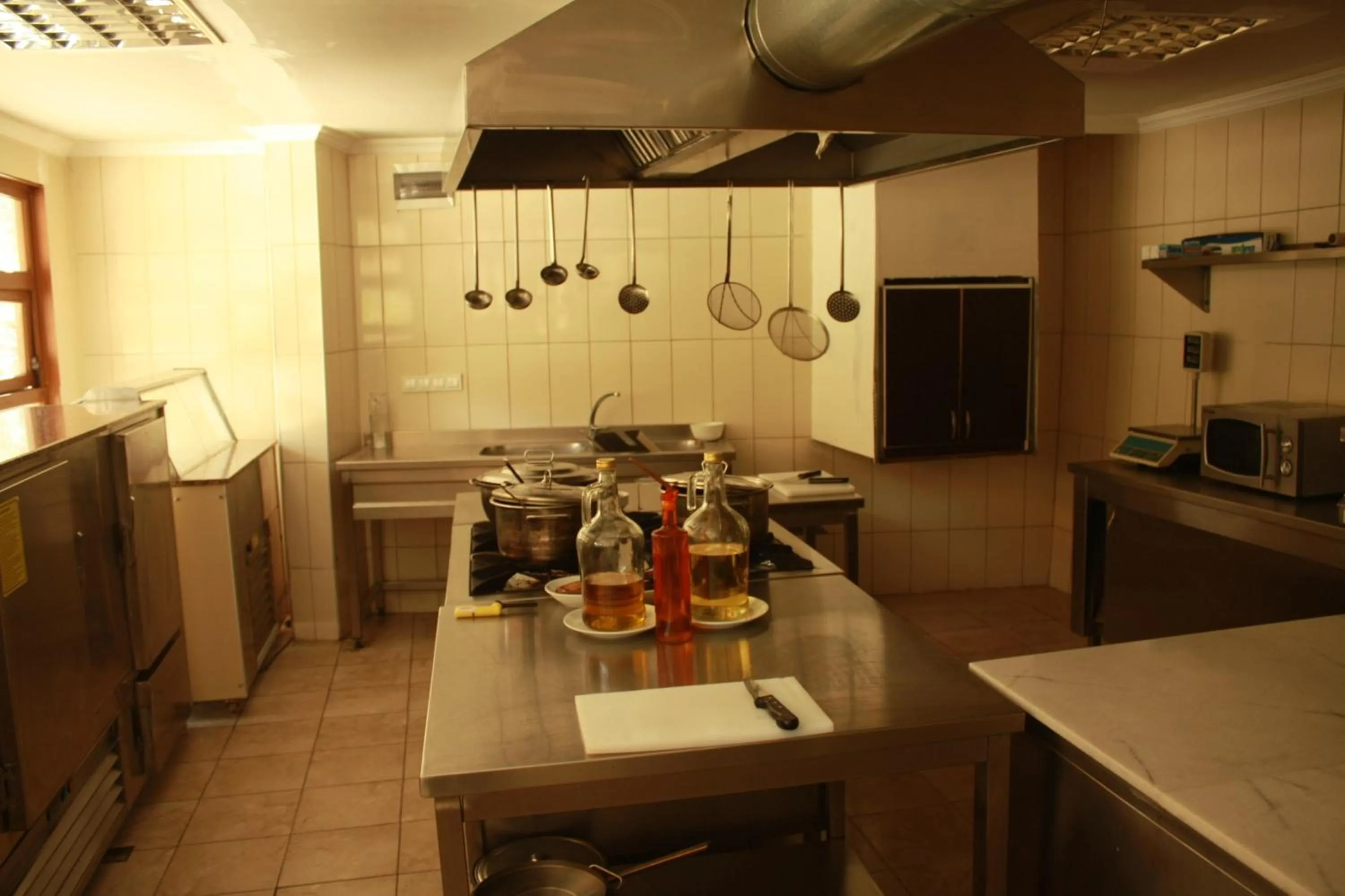 Kitchen or kitchenette in Uyku Vadisi Hotel