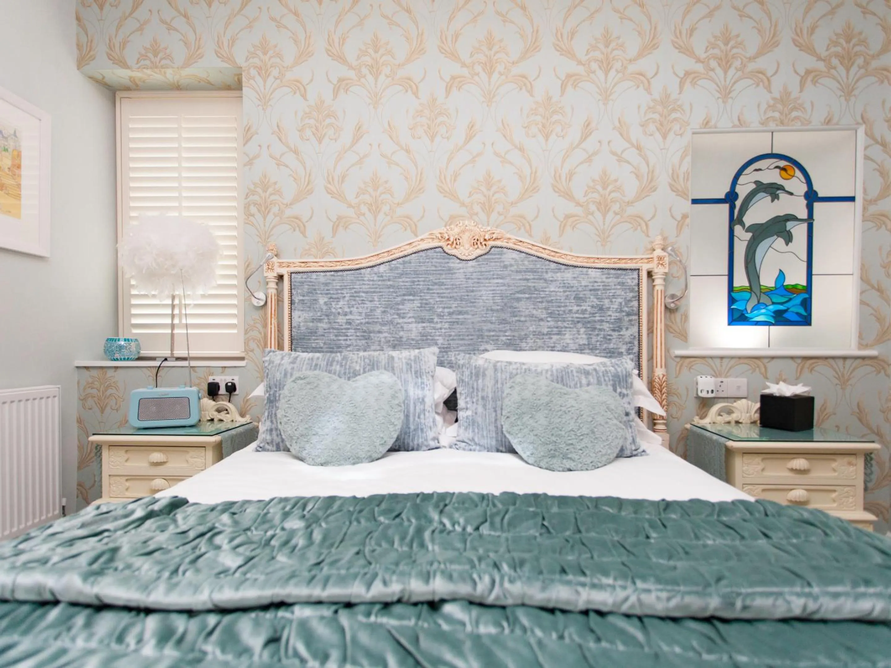 Photo of the whole room, Bed in The Somerville