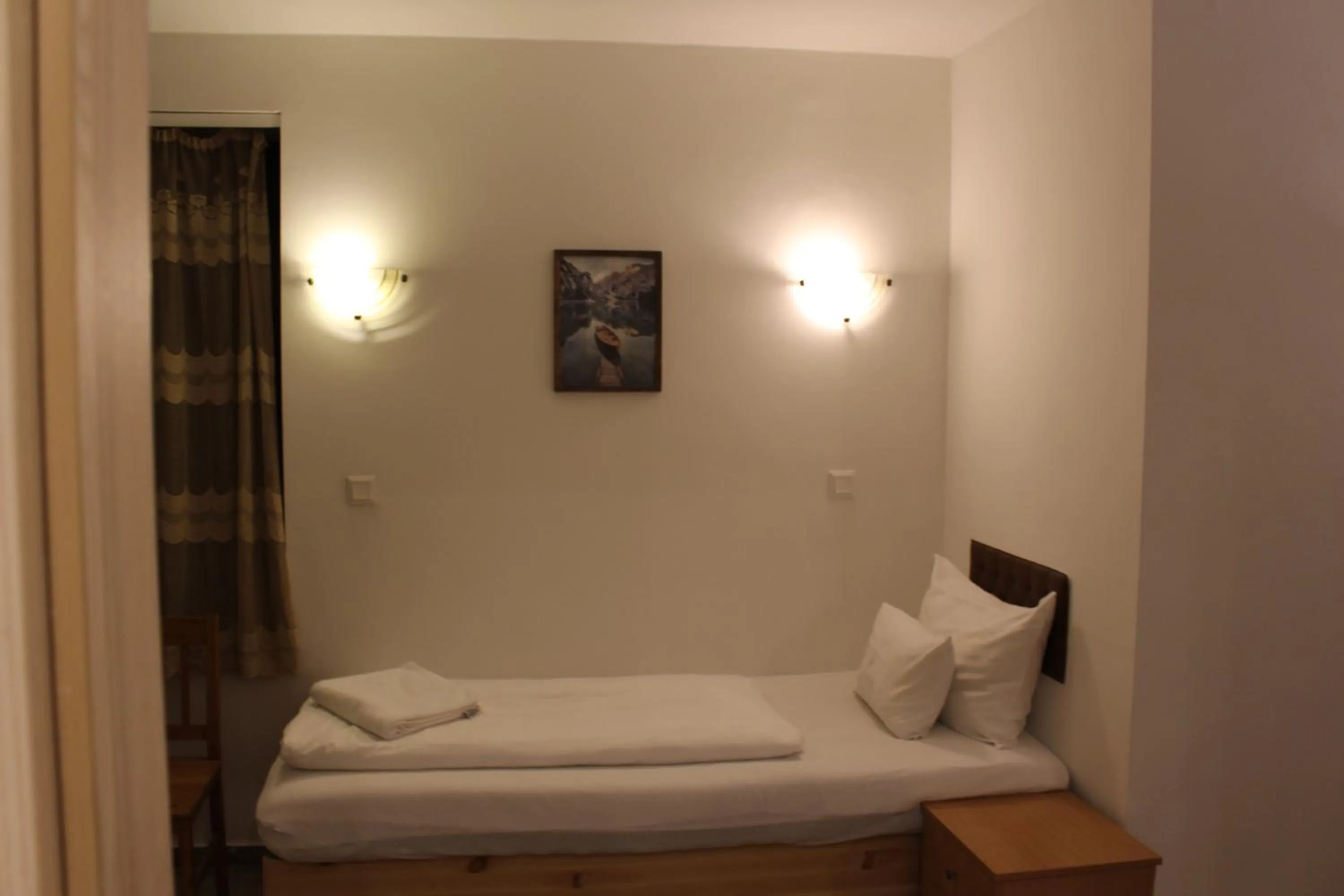 Photo of the whole room in Esprit Hotel