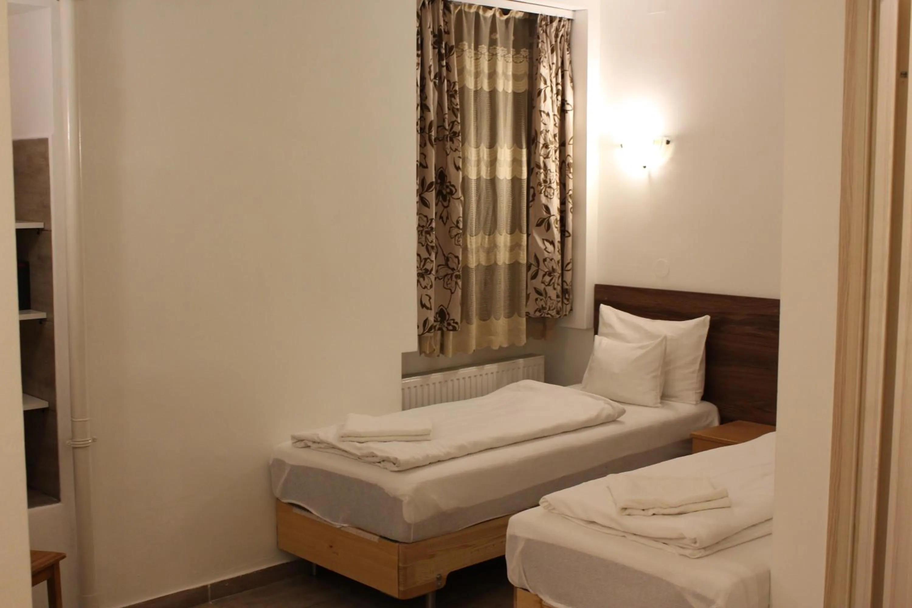 Photo of the whole room, Bed in Esprit Hotel