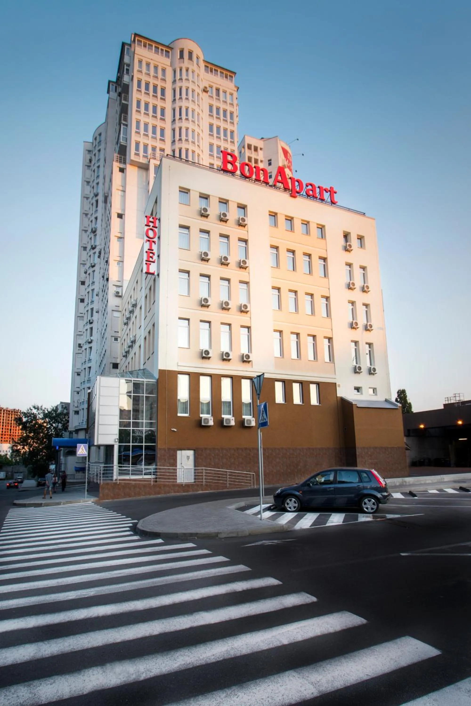 BonApart Hotel by UHM