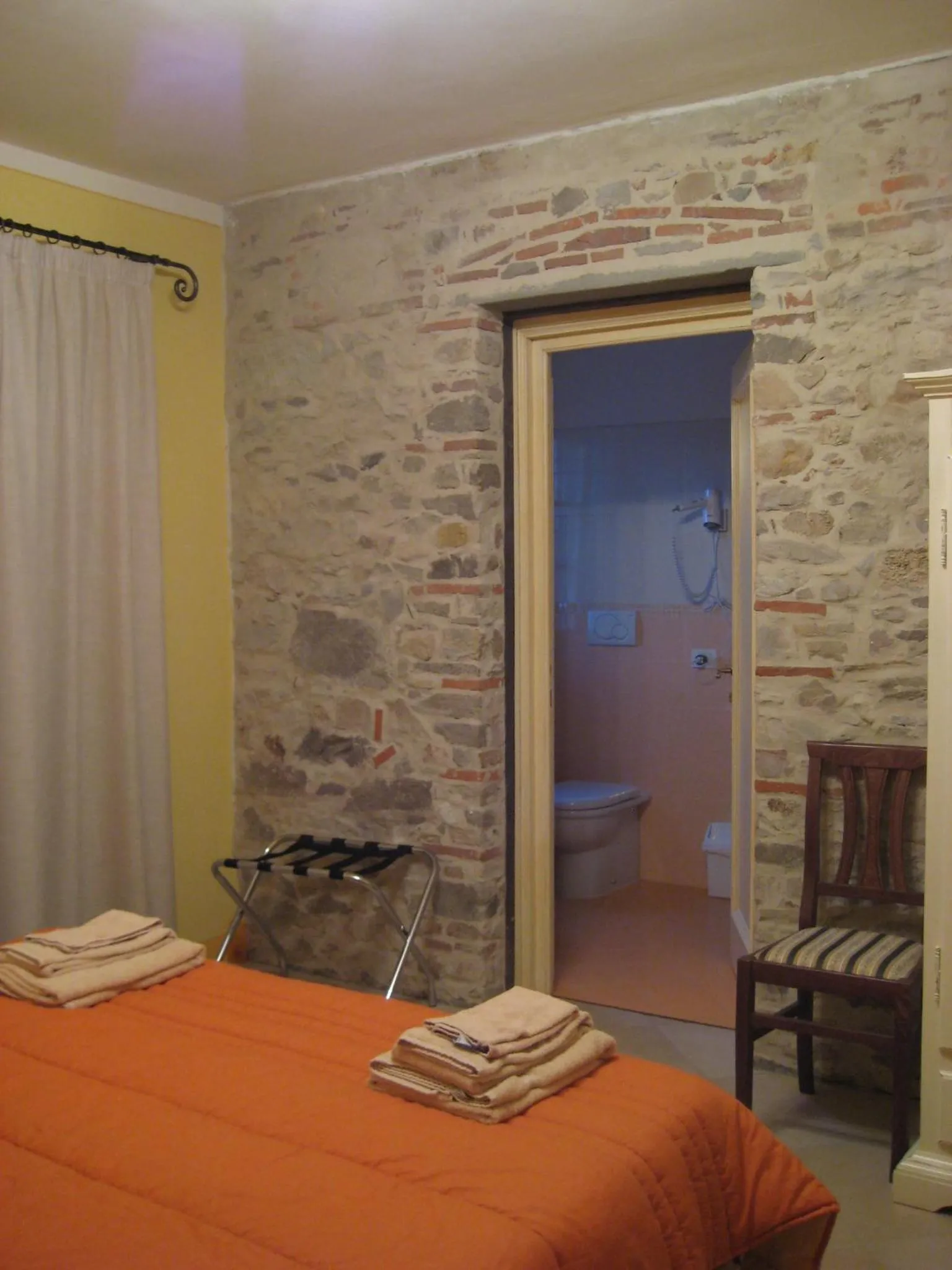 Photo of the whole room, Bed in Corte Capitani