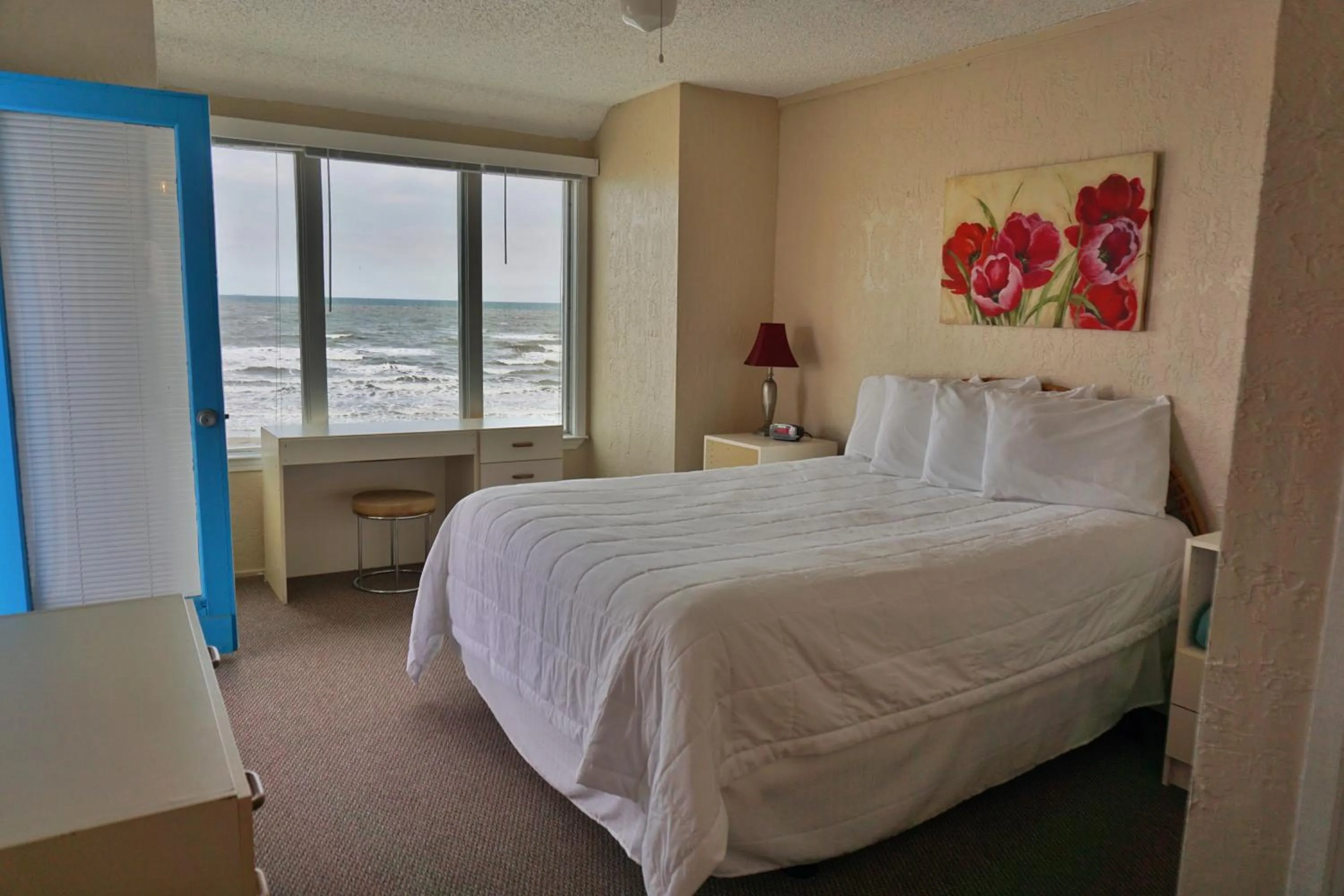 Bed in Four Seasons on the Gulf