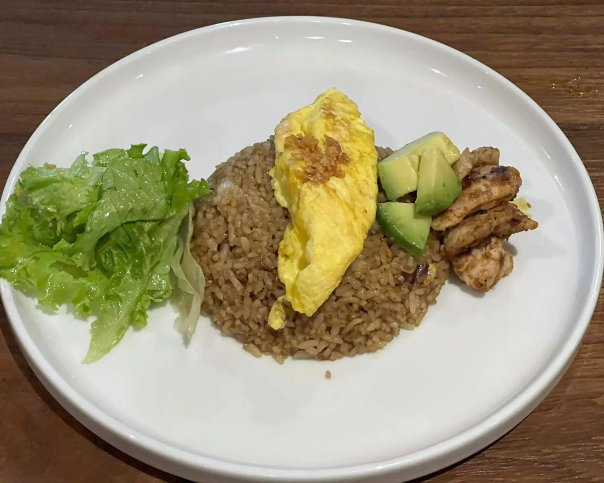 Restaurant/places to eat in Griya Shanti Suites