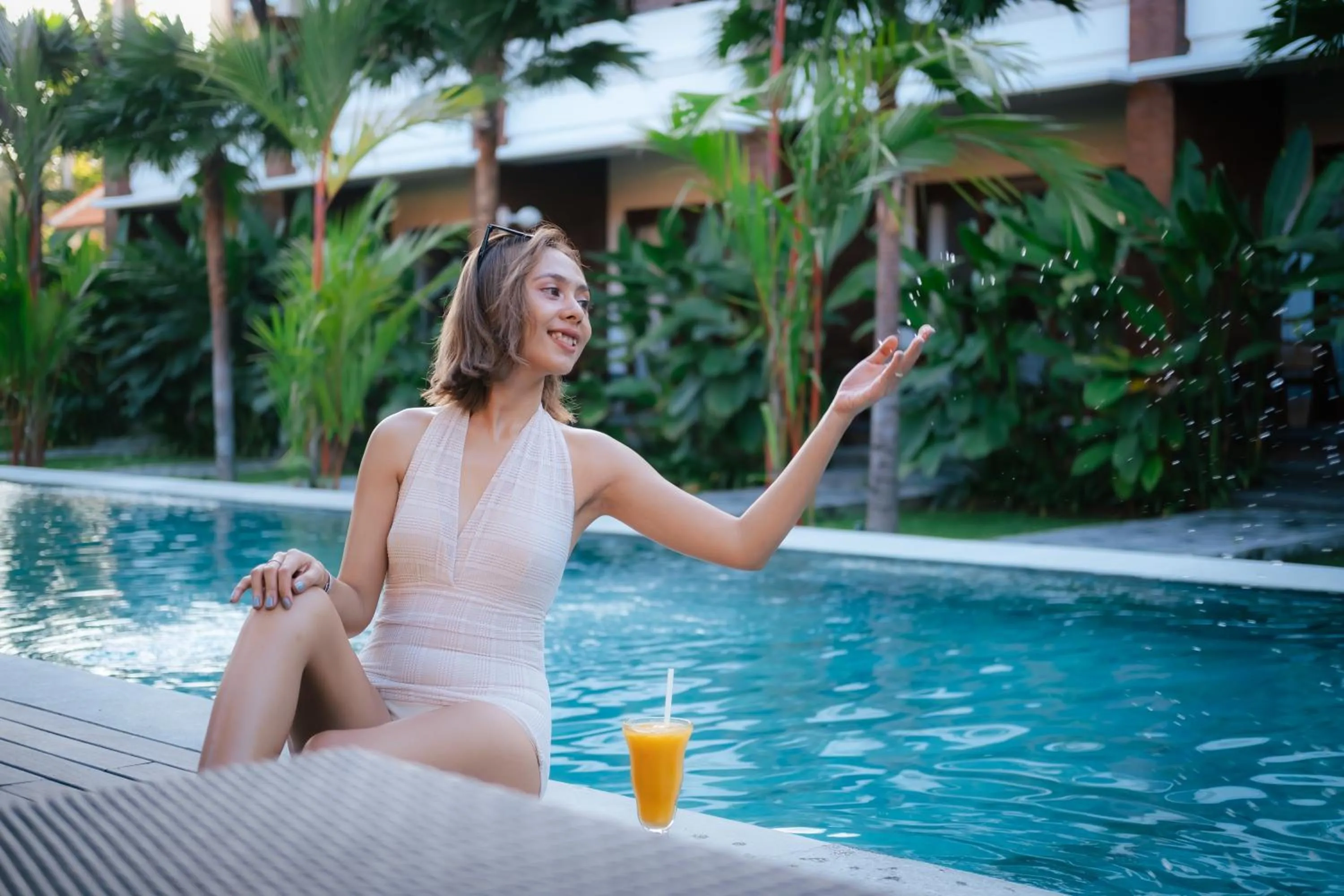 Swimming pool in Griya Shanti Suites