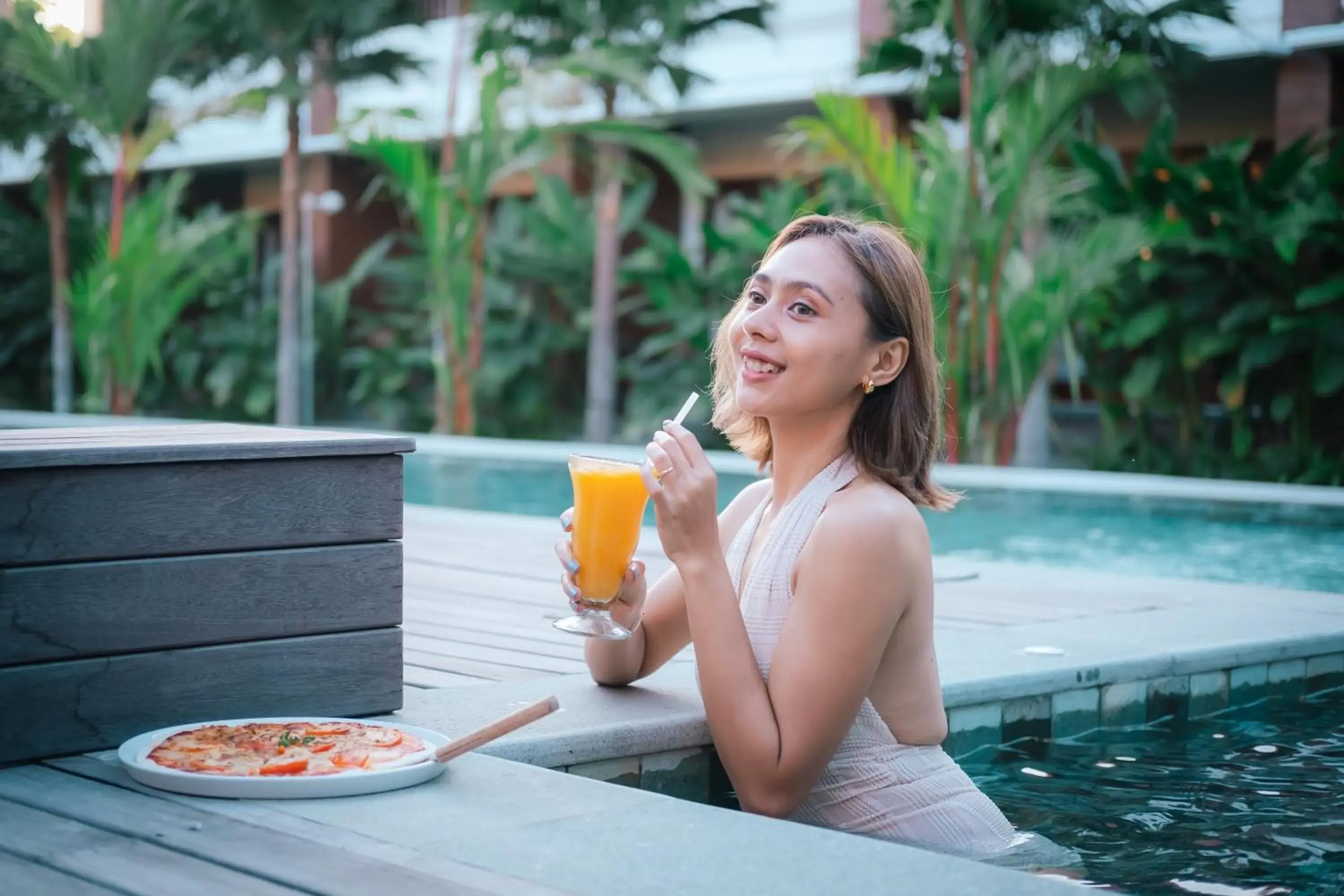 Swimming pool in Griya Shanti Suites Swimming pool in Griya Shanti Suites